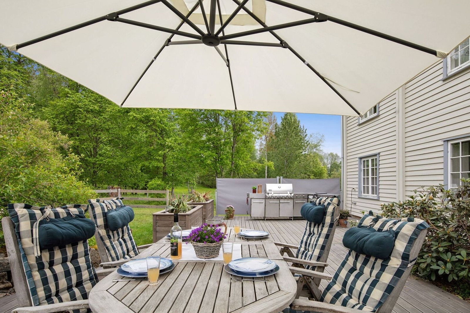 Her kan familie og venner samles gjennom hele sommeren. Galleribilde