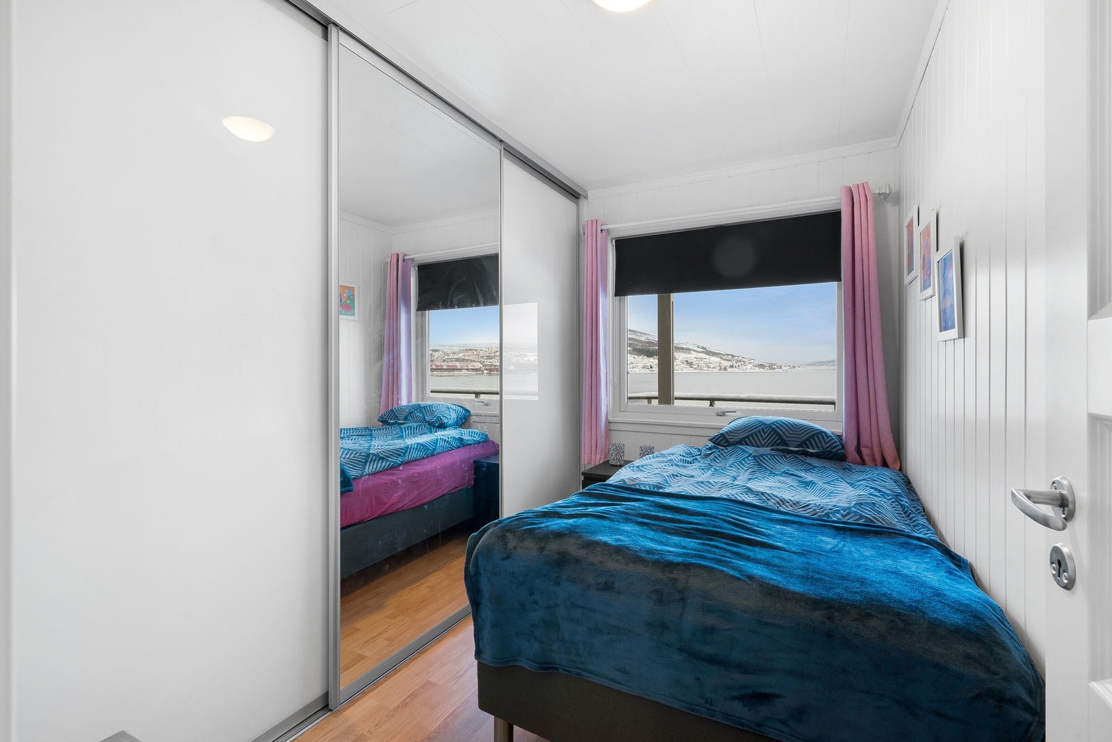 Soverom 2 av 3 Galleribilde