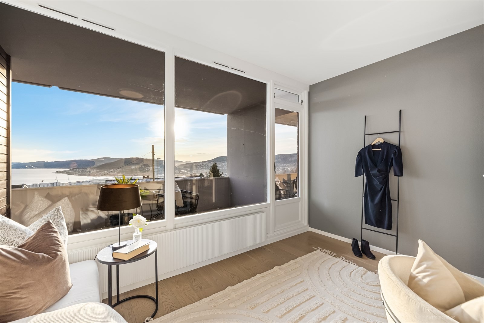 Fra dette rommet er det også direkte adkomst ut til terrassen Galleribilde