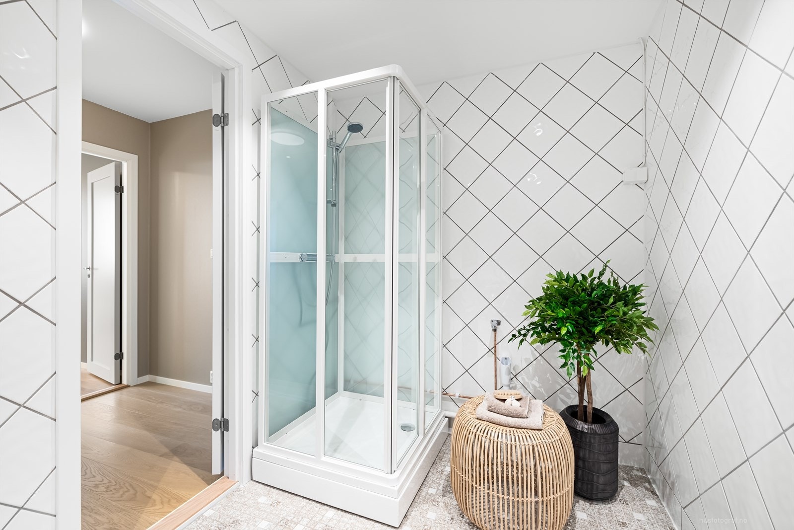 Dusjkabinettet er også helt nytt i 2024 Galleribilde