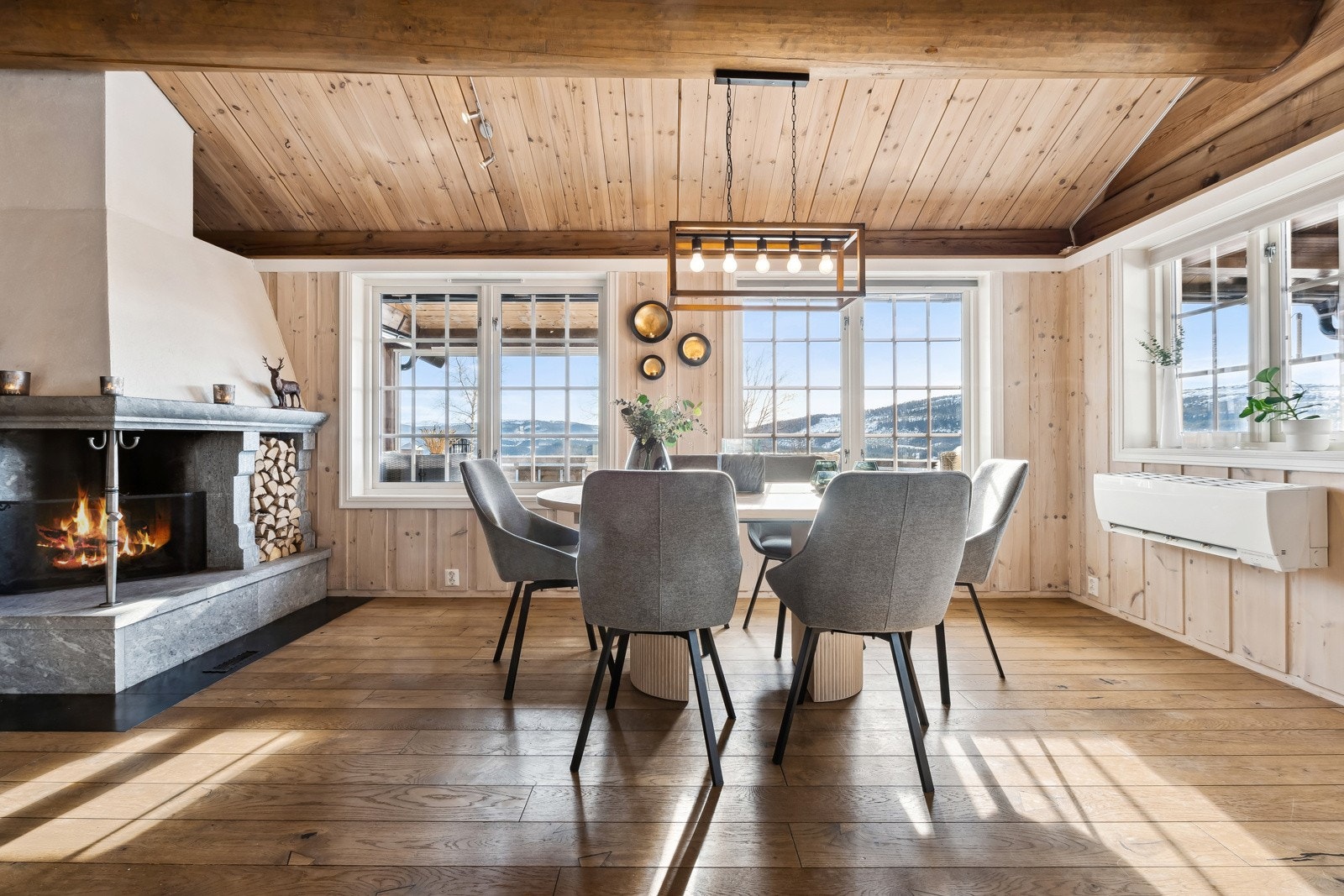 Innredningen kan enkelt tilpasses ulike behov, enten man ønsker et moderne eller mer tradisjonelt preg. Galleribilde