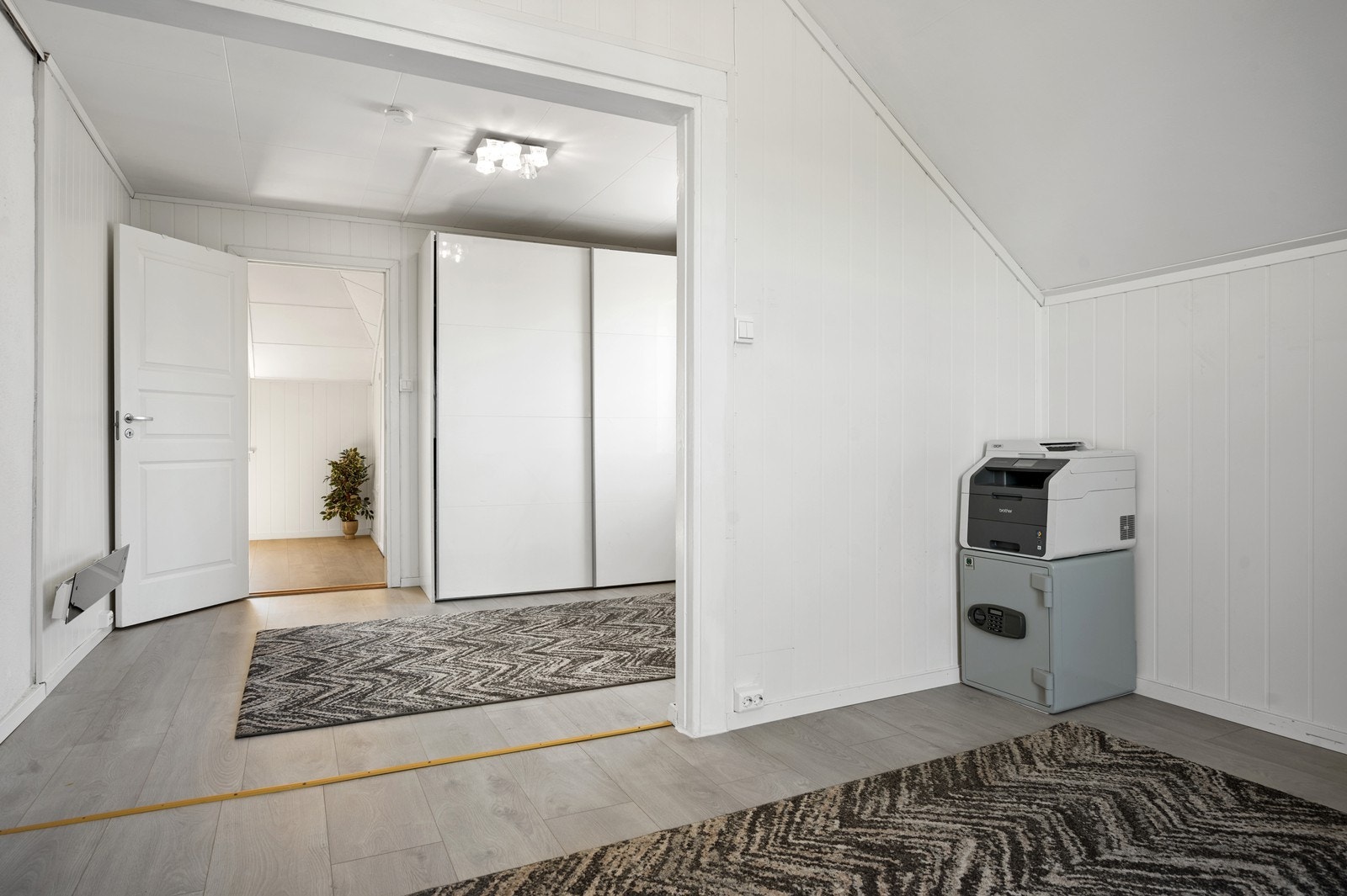 Hobbyrom. Herfra er det videre tilgang til balkongen i 2. etasje. Galleribilde