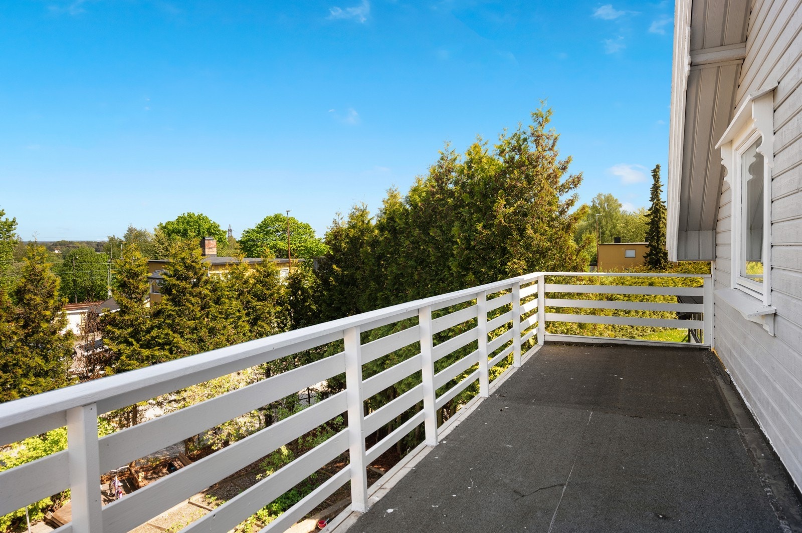 Balkong i 2. etasje. Galleribilde