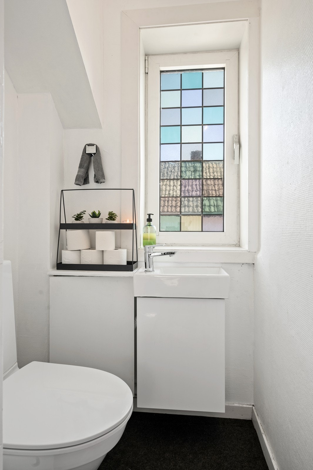 I 2. etasje er det eget WC rom. Galleribilde