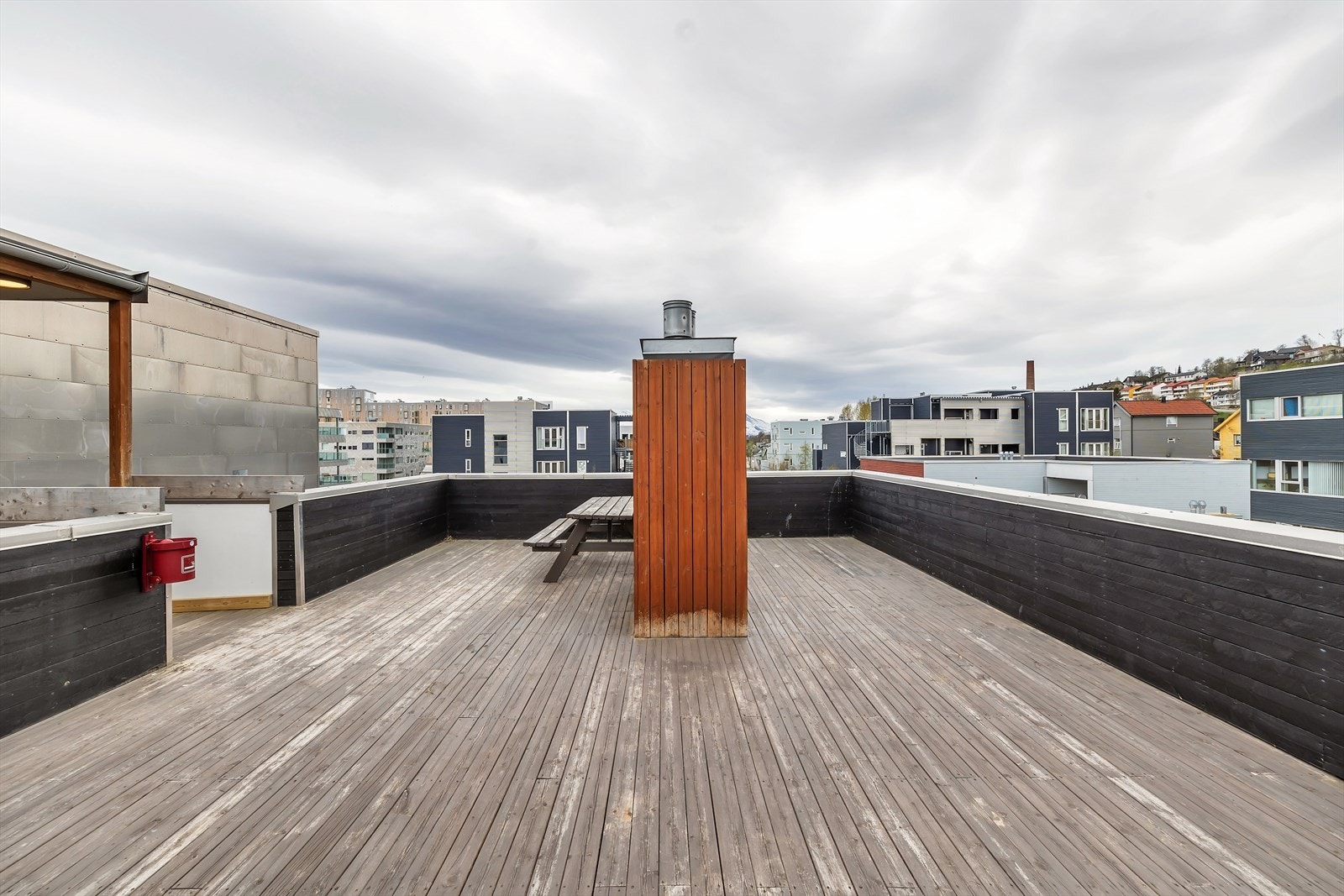 Felles takterrasse i toppetasje Galleribilde