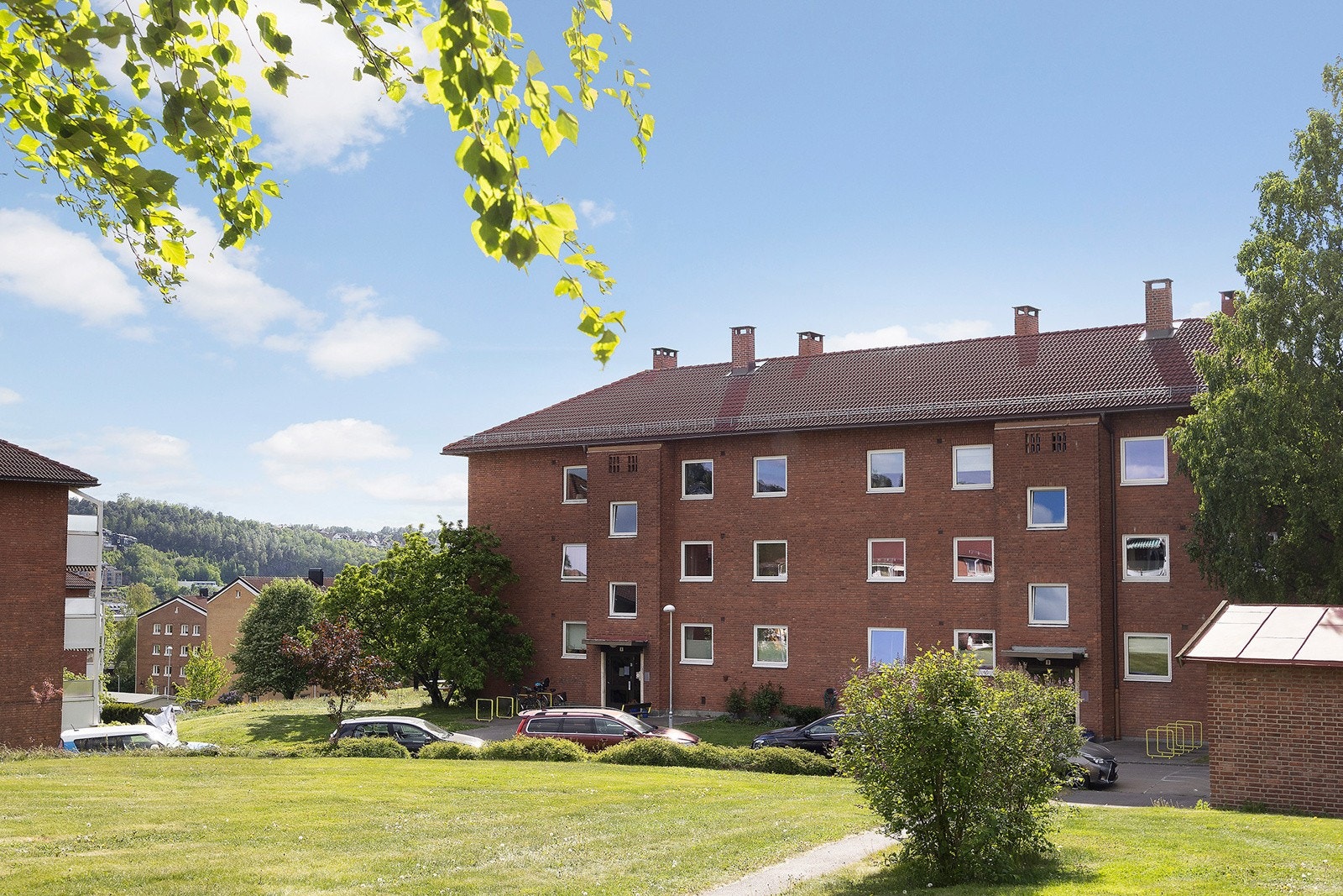 Fasade med inngangsparti Galleribilde