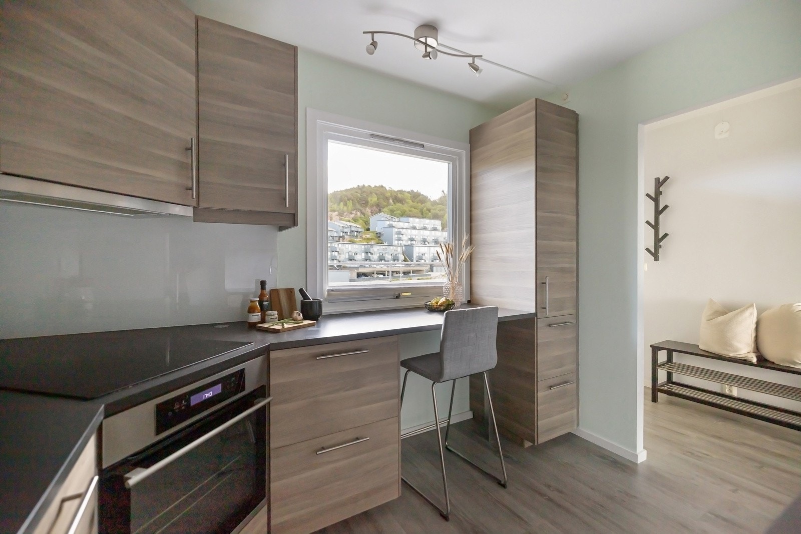 Trivelig spiseplass på kjøkkenet Galleribilde