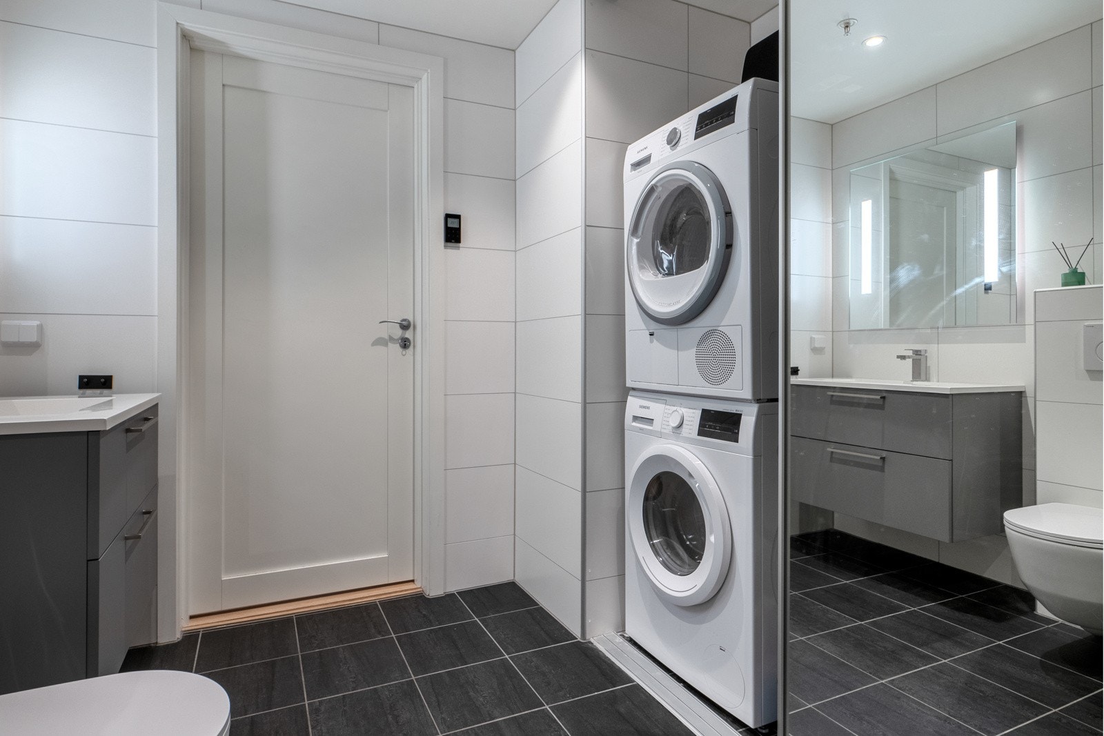 Det er elektrisk gulvvarme på badet. Galleribilde