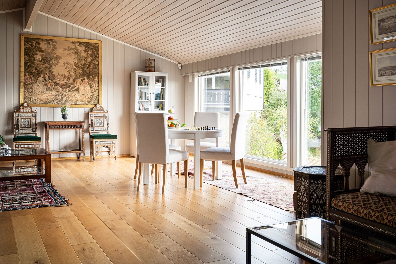 Vindusflatene som gir masse lysinnslipp er fra 2018. Galleribilde