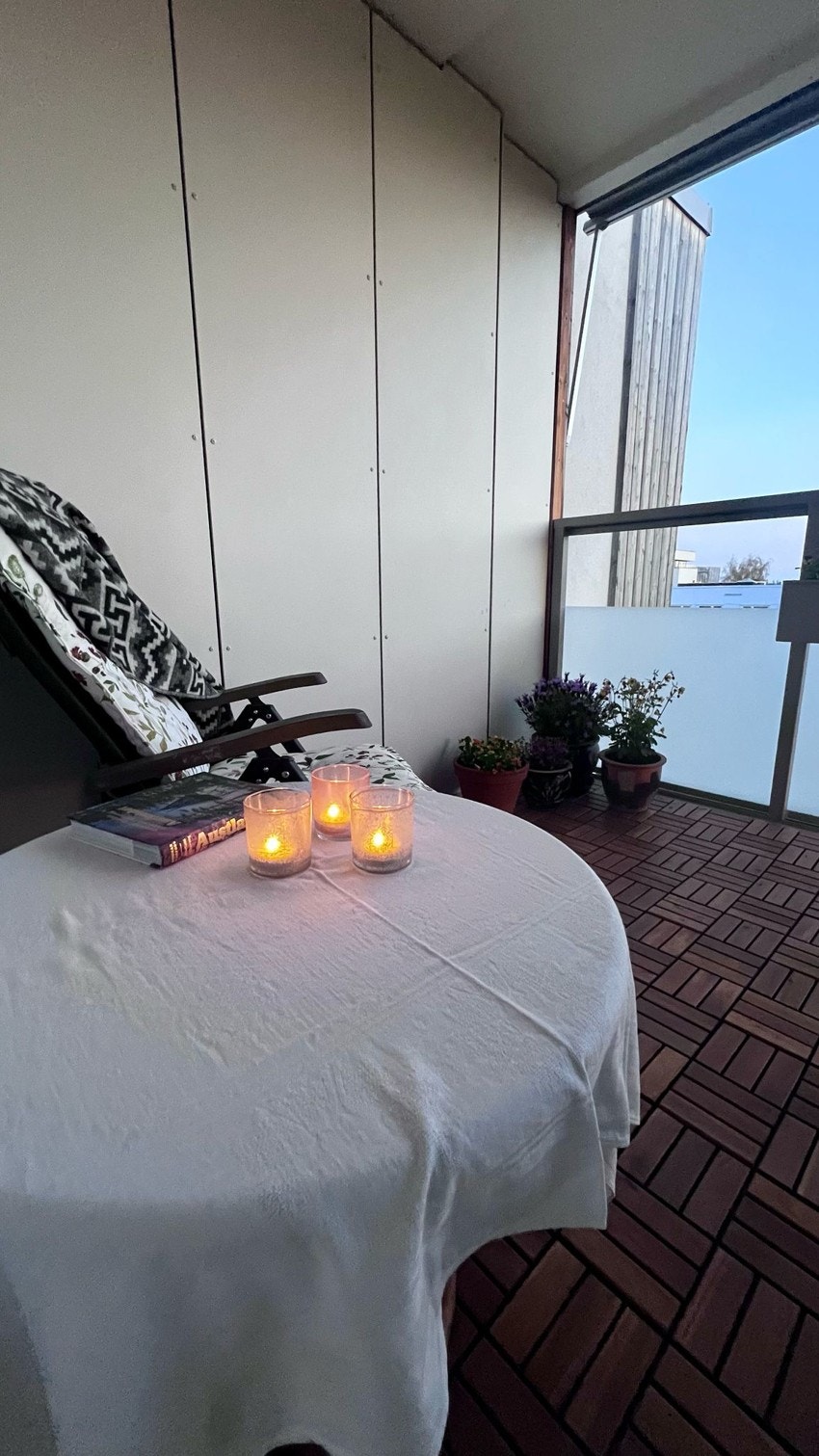 Hyggelig kveldsstemning på balkongen! Galleribilde