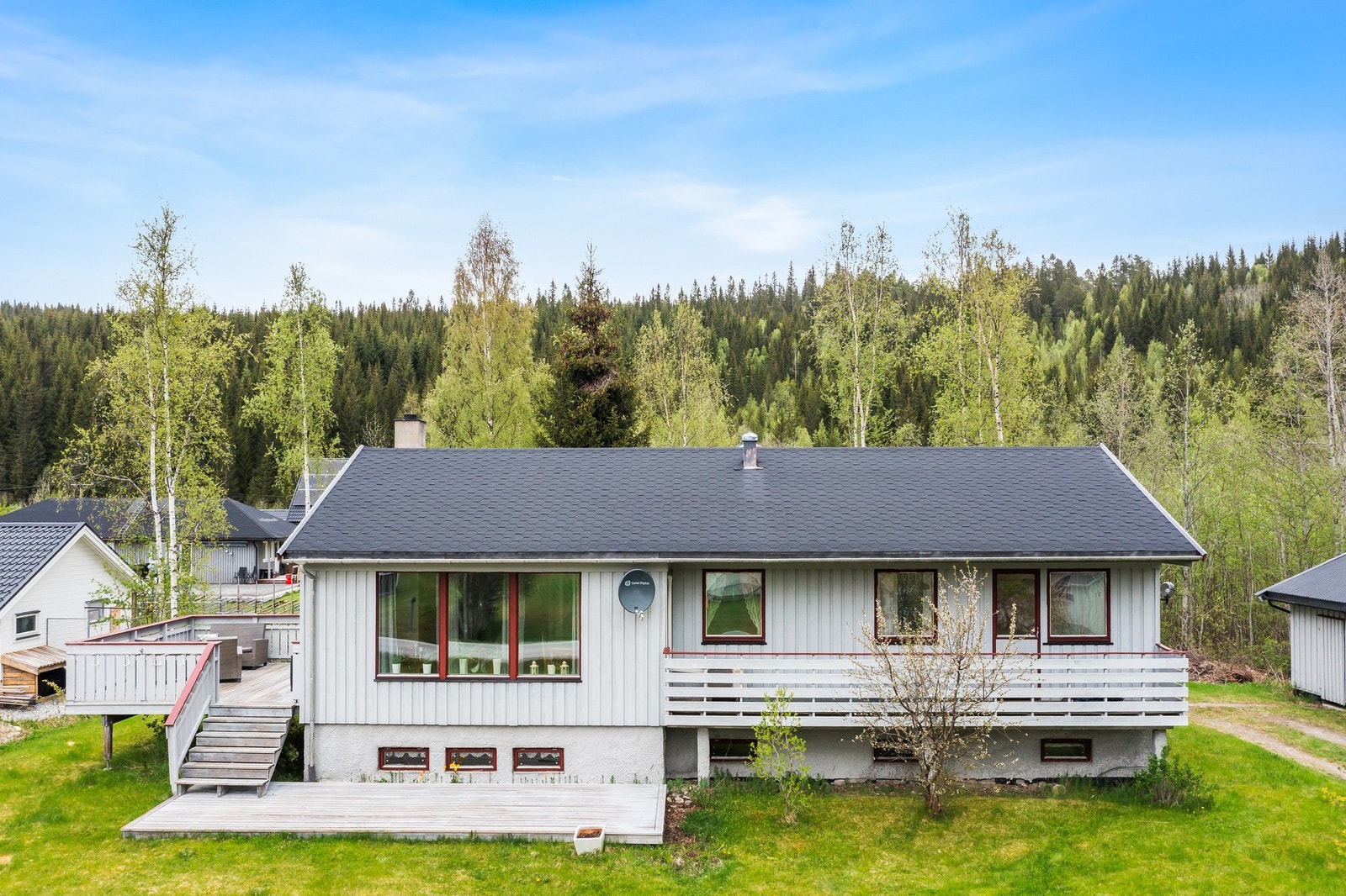 Boligen ligger fint til på Singsås. Galleribilde