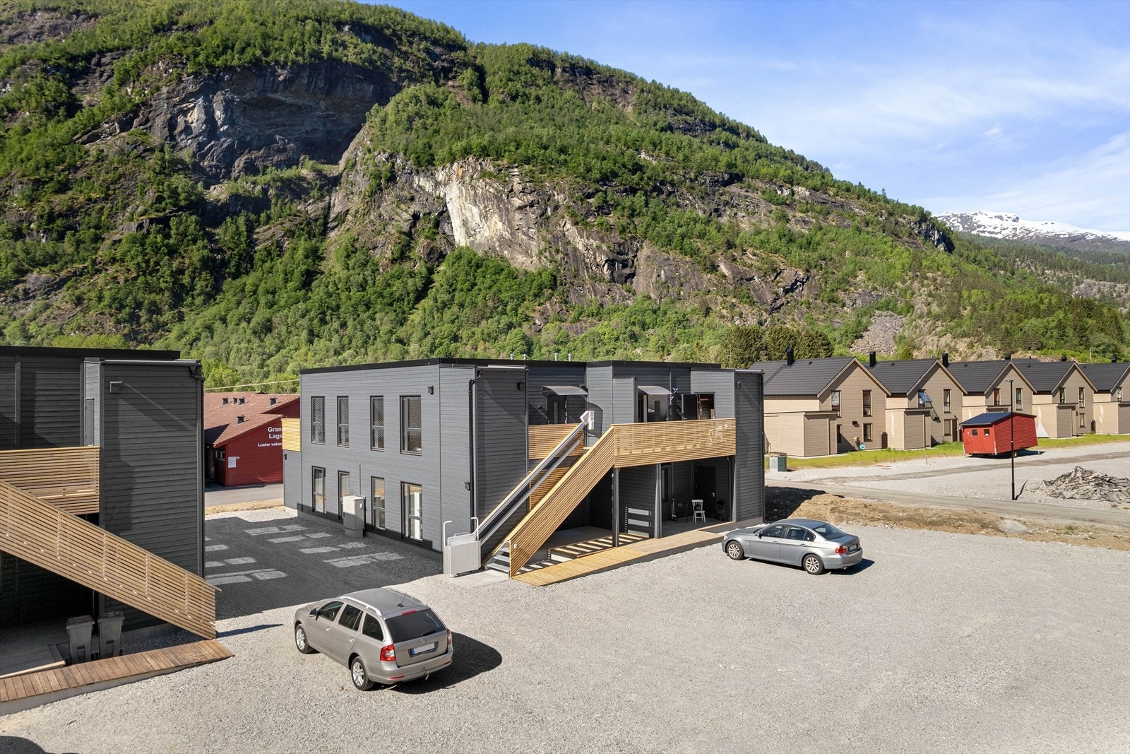 Velkommen til Grandmo! Presentert av Jostein Mo i Wmegling. Galleribilde