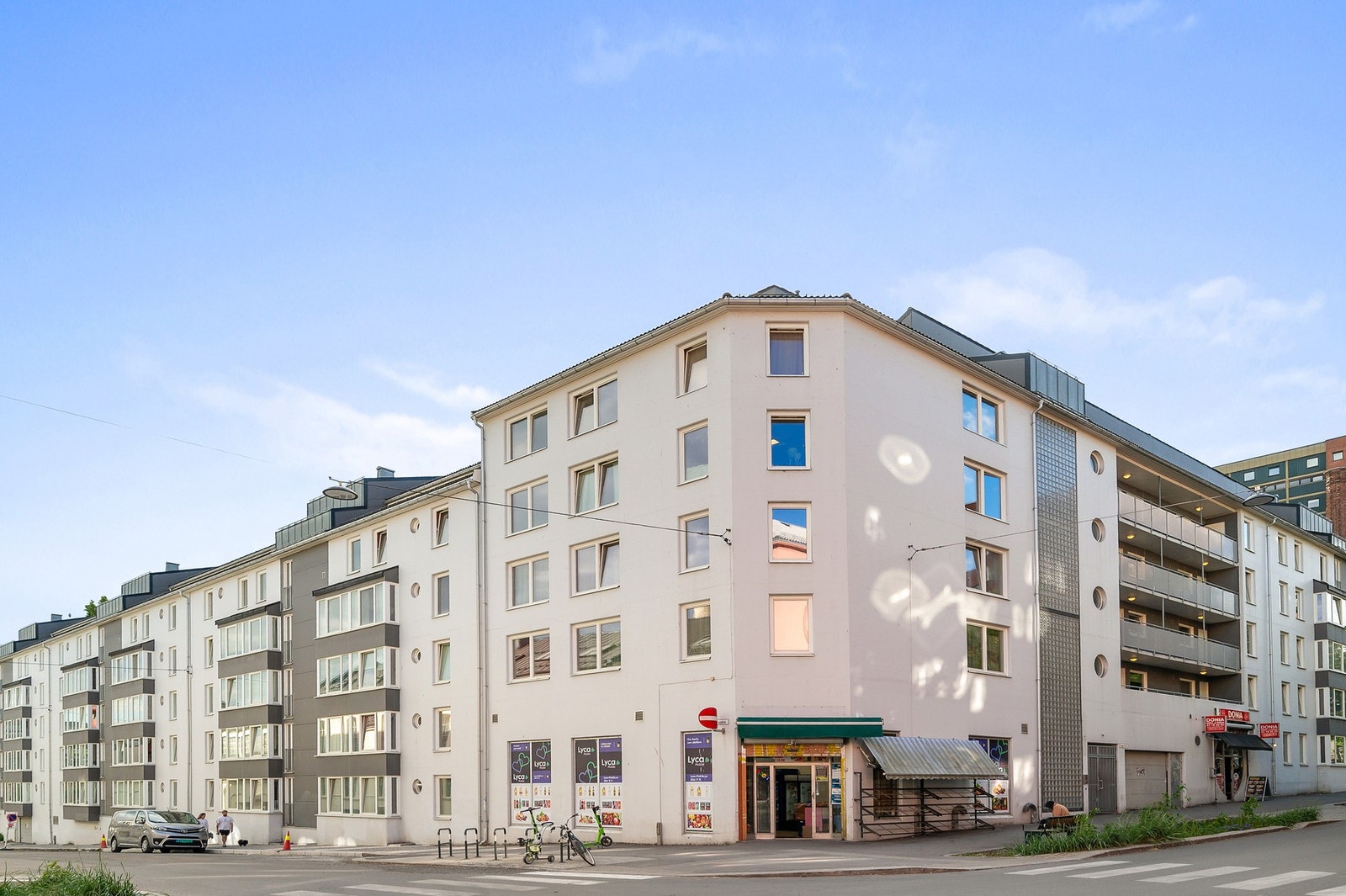 Sameiet har et fellesrom som kan leies av beboerne til en rimelig pris. Det er kapasitet opptil 30 personer i lokalet. Lokalet ble pusset opp i 2024, med nye overflater og nytt kjøkken. Galleribilde