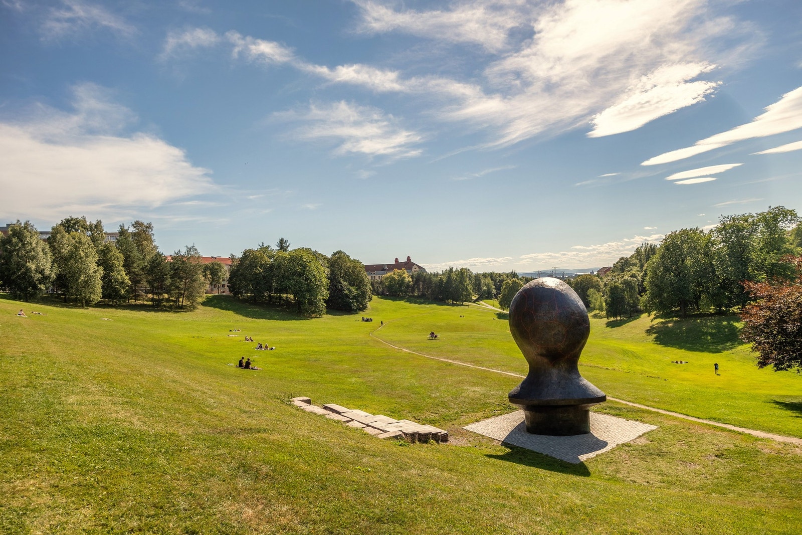 Steinkast unna idylliske Torshovdalen. Galleribilde