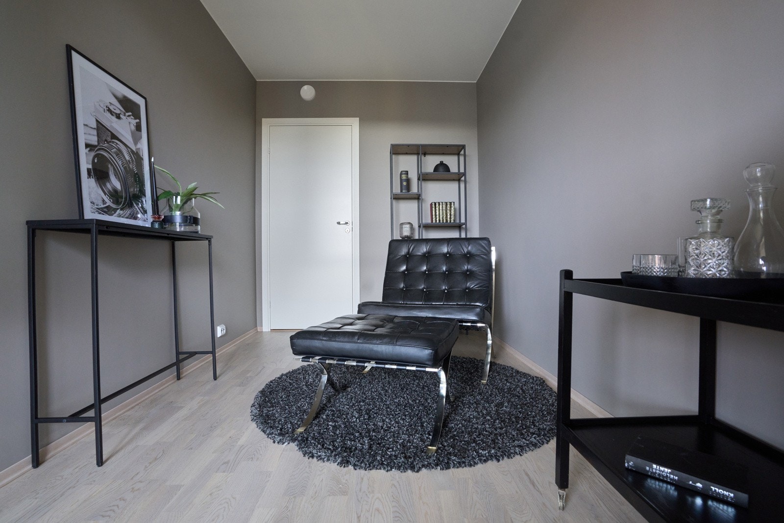 Soverom nr 3 som er innredet som kontor. Galleribilde