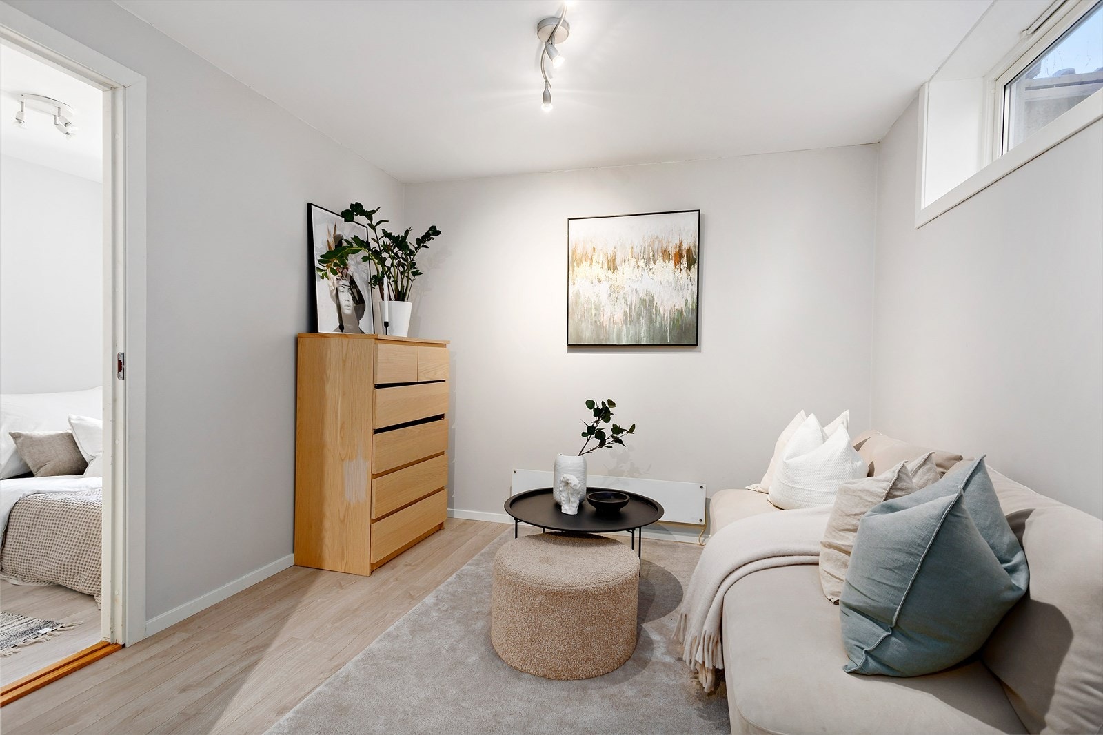 Oppholdsrom hybel Galleribilde