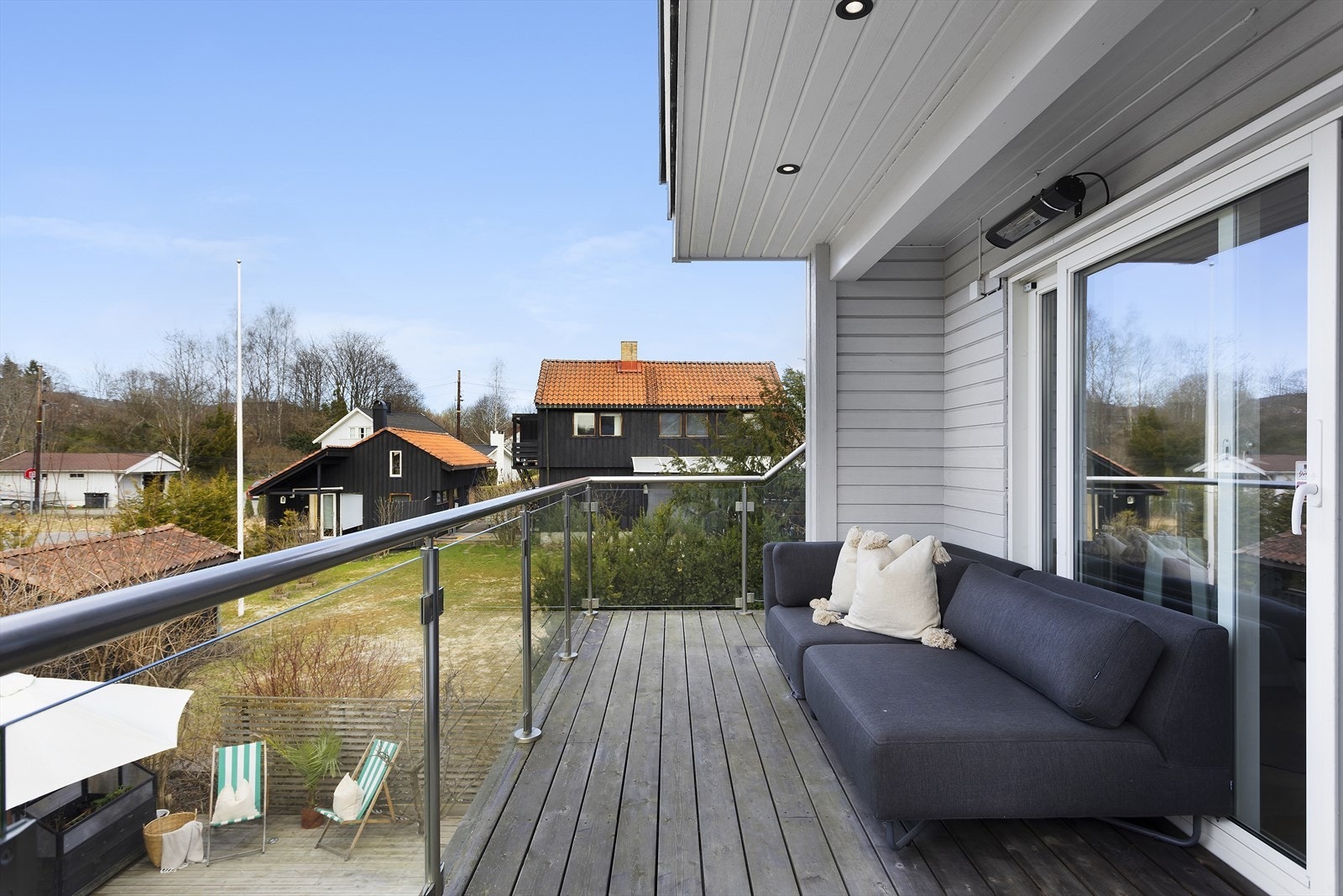 Vestvendt balkong på ca 10 kvm Galleribilde