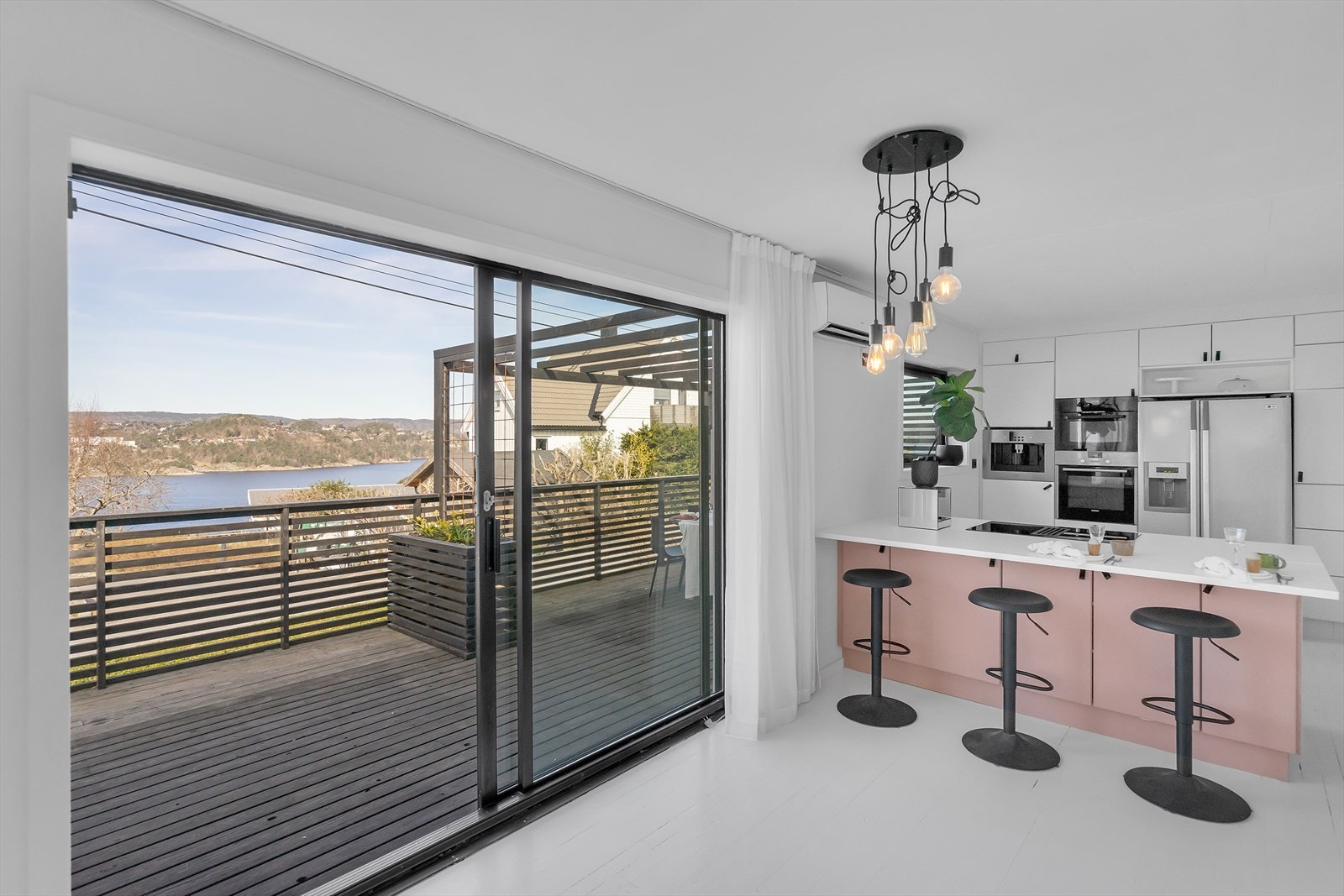 Stue/kjøkken Galleribilde