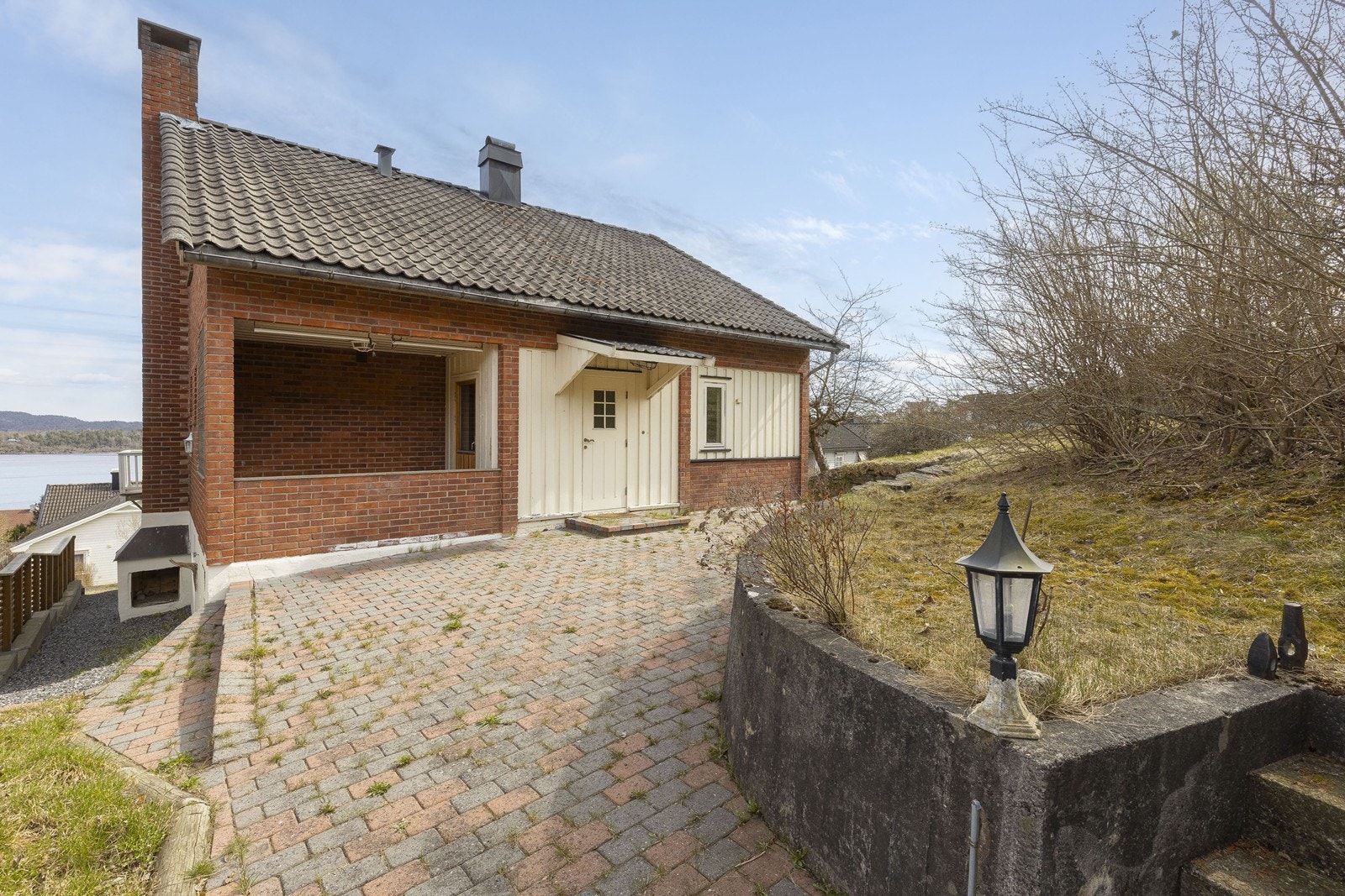 Steinsatt gårdsplass Galleribilde