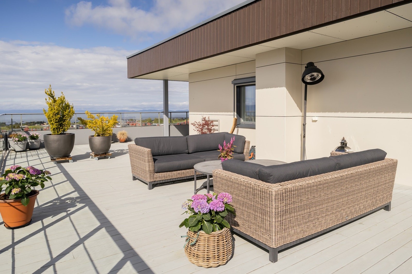 Stor privat takterrasse på 114m² hvorav 24m² er innglasset. Galleribilde