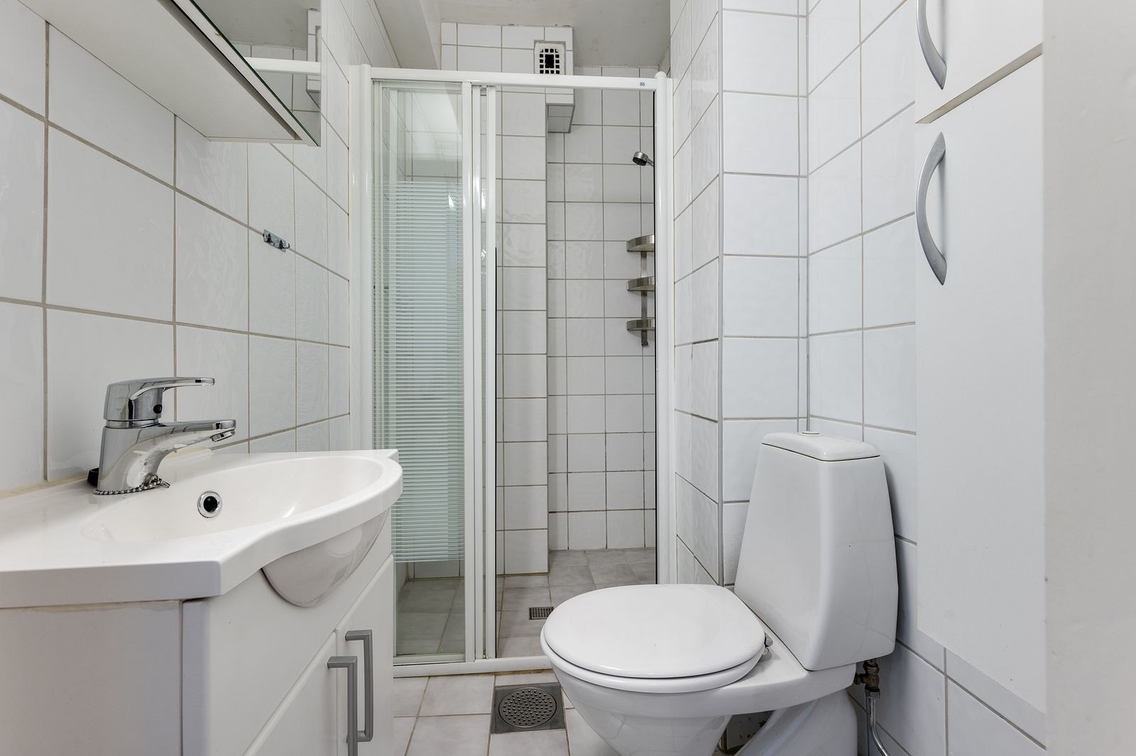 Pent flislagt bad Galleribilde