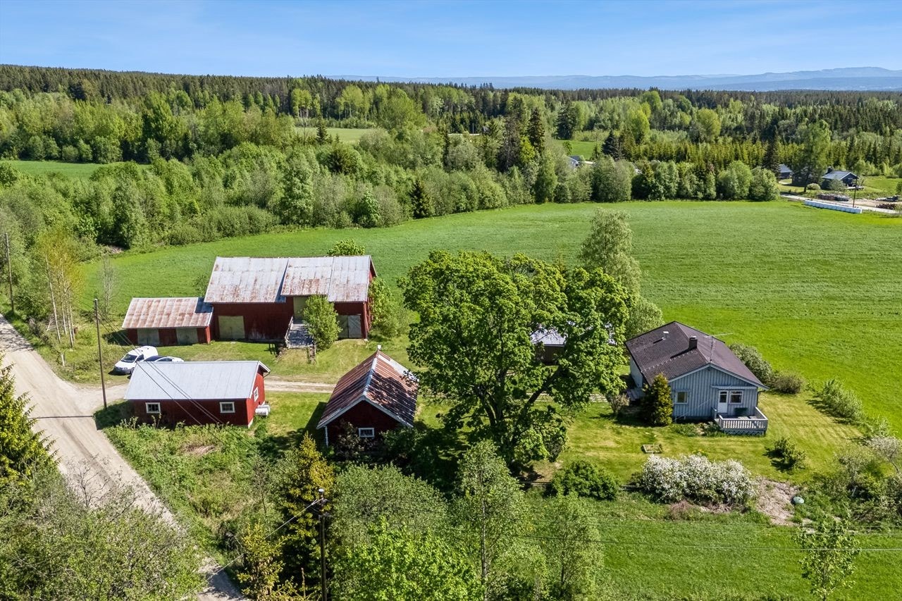 Velkommen til Savalsetervegen 281 i Løten kommune! Galleribilde