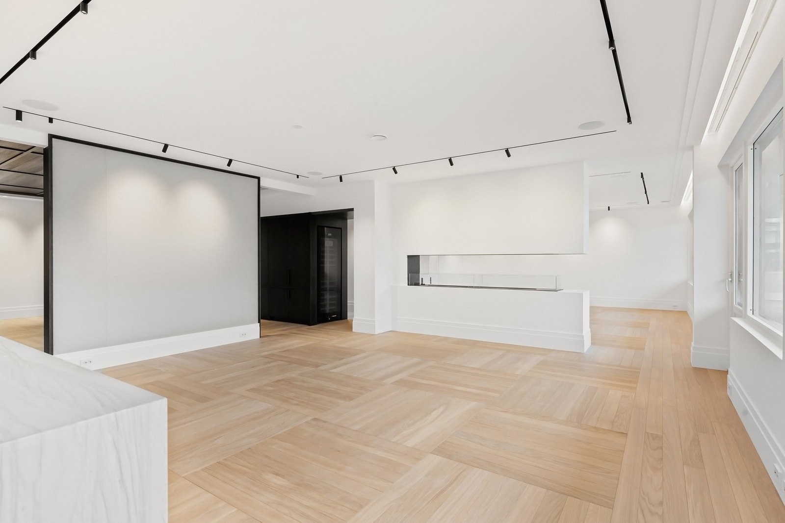 Leiligheten fremstår som særdeles gjennomført med smakfulle farge- og materialvalg over det hele. Galleribilde