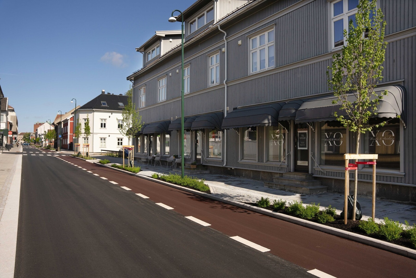 Pellygata er nylig oppgradert og er en grønn og innbydende miljøgate midt i sentrum! Galleribilde