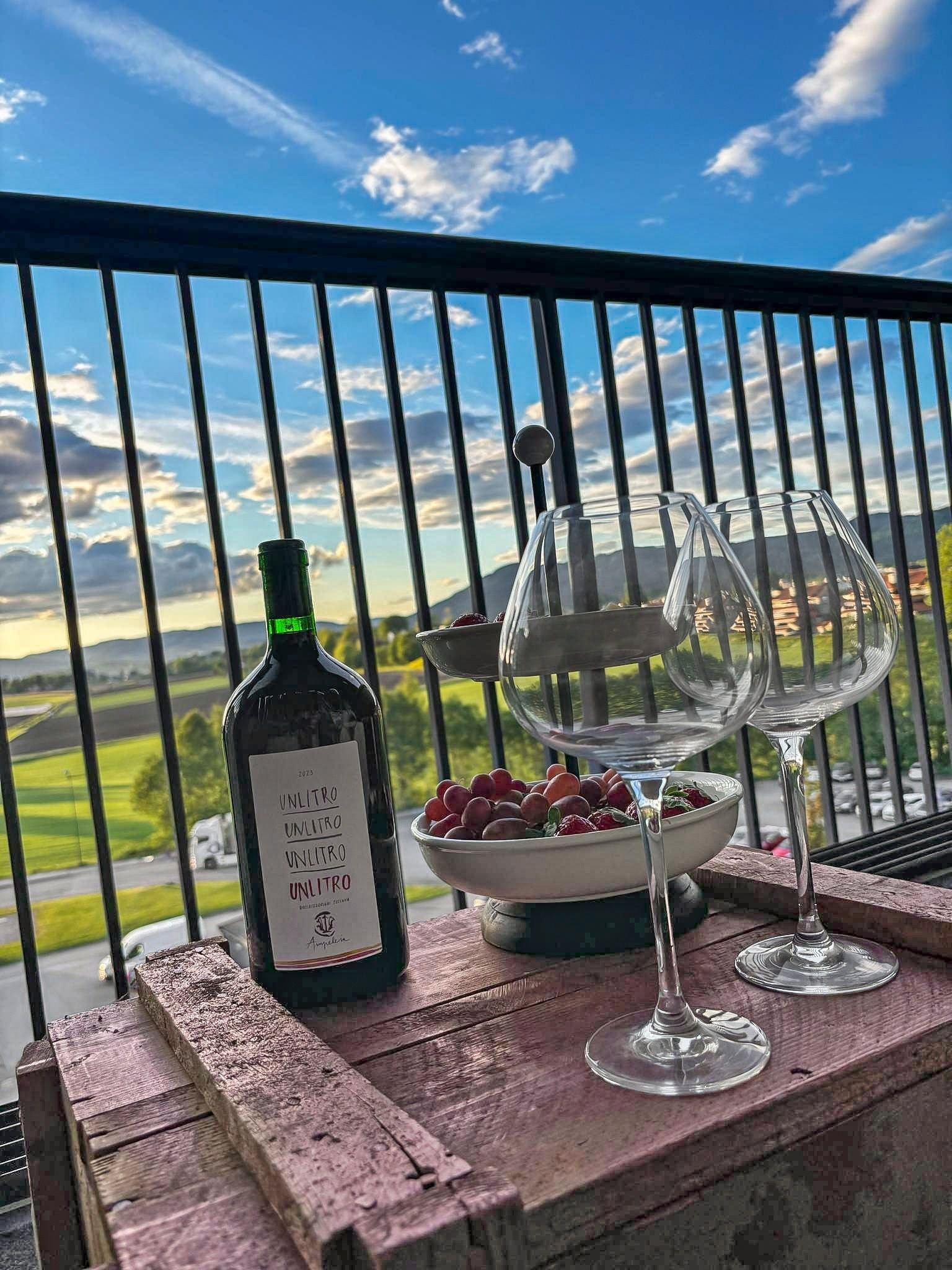 Ha noe godt i glasset og nyt livet - det fortjener du! Galleribilde