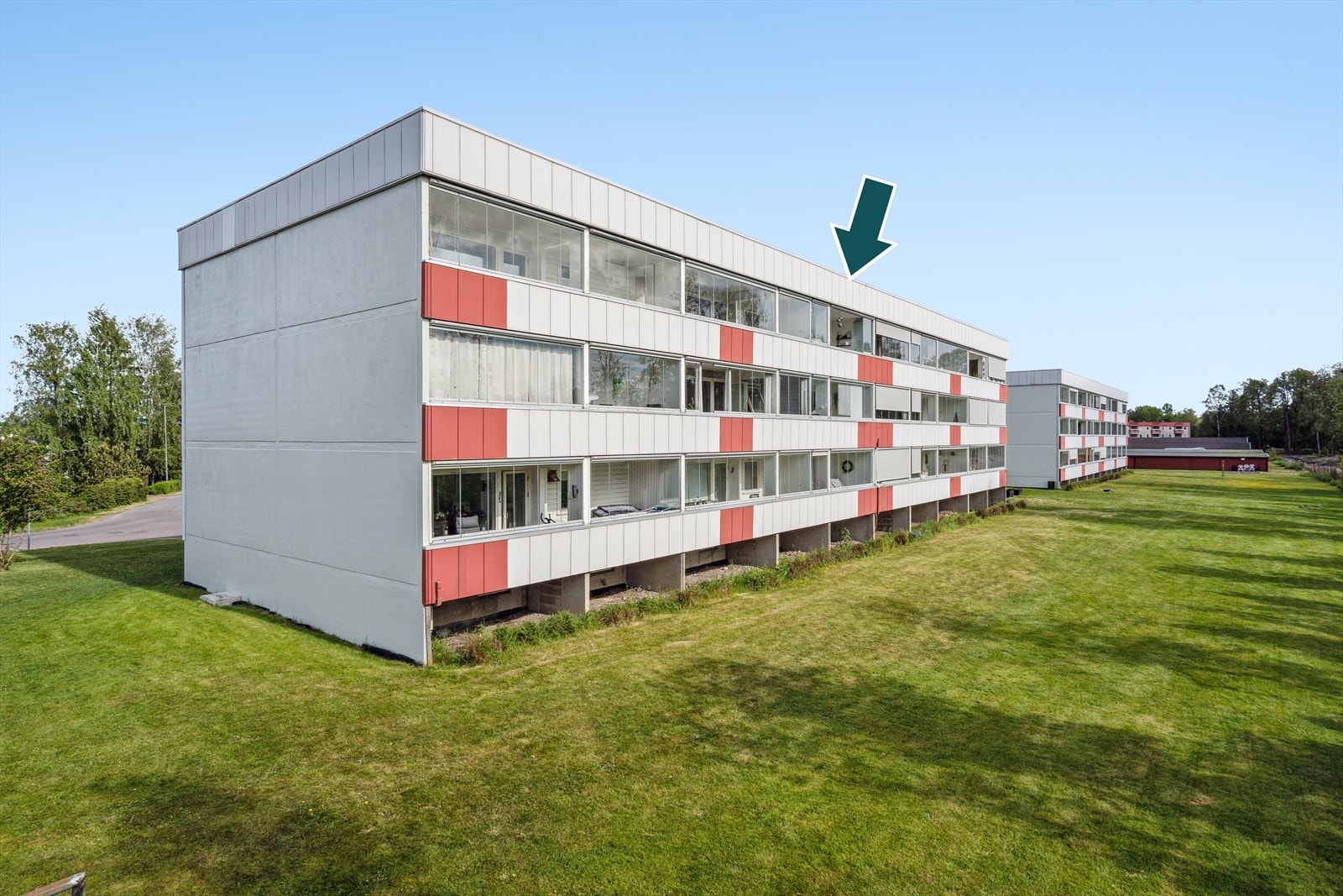 Leiligheten ligger i byggets 3.etasje med en fin og praktisk planløsning. Galleribilde