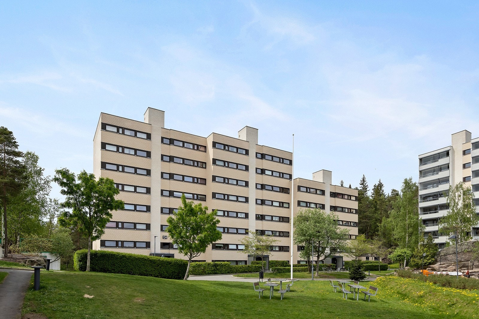 Velkommen til Odvar Solbergs vei 136 Galleribilde