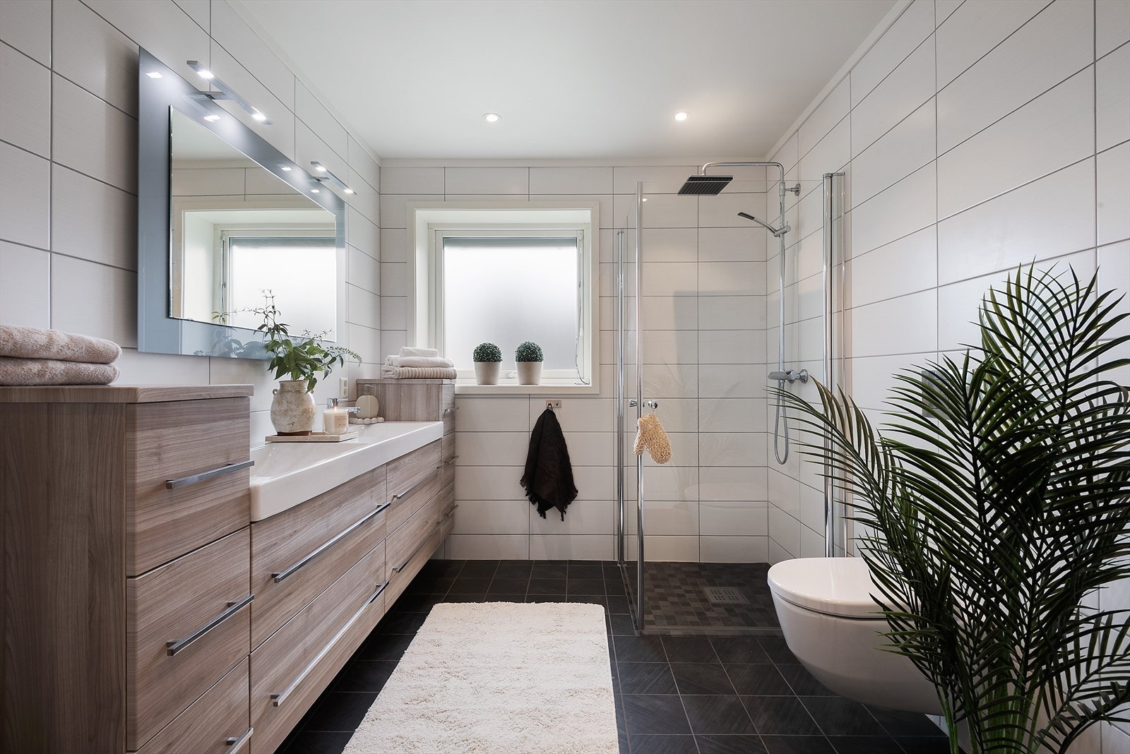 Bad på hovedplan. Galleribilde