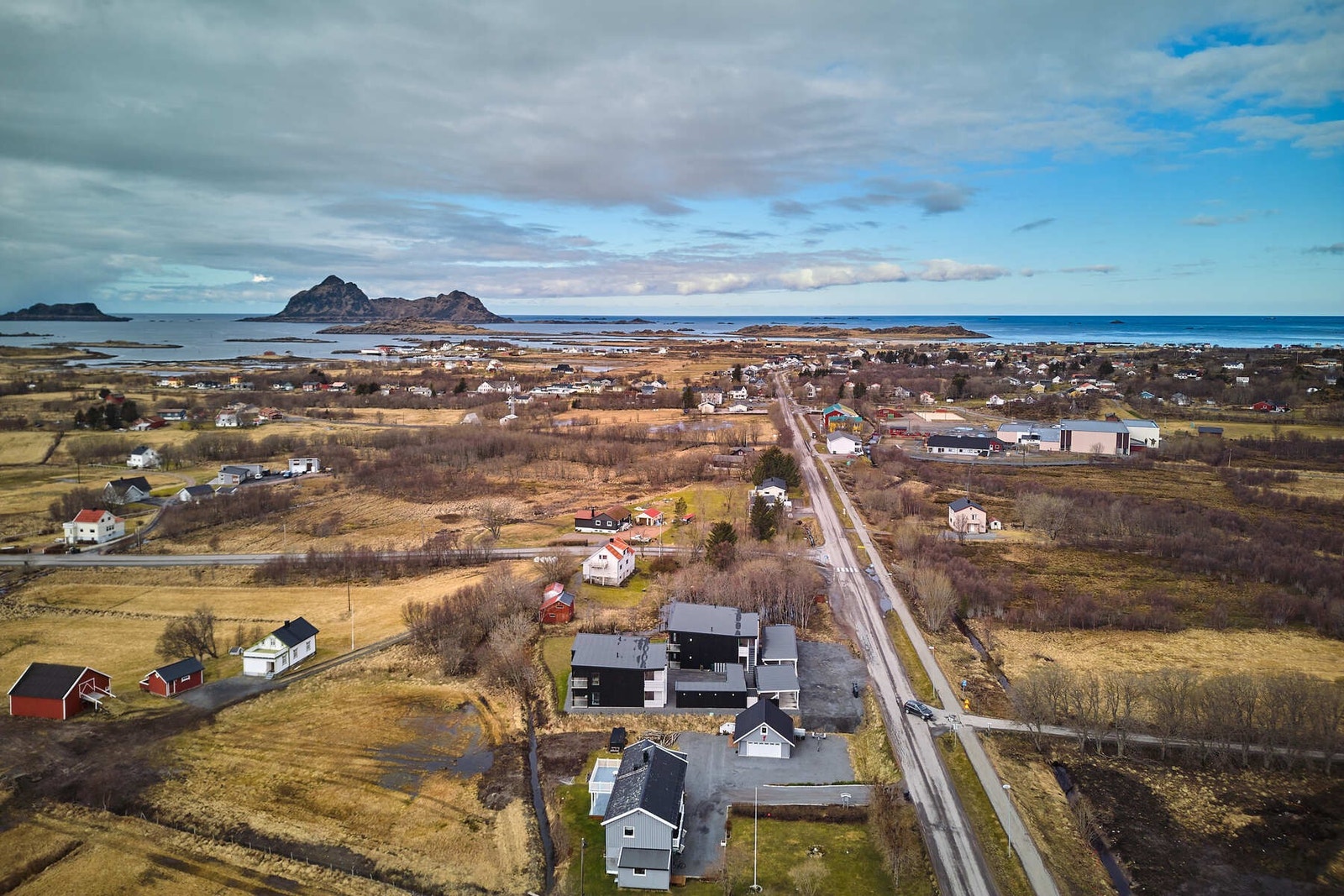 Flotte turmuligheter i området, både til fjells og nærhet til sjøen. Galleribilde