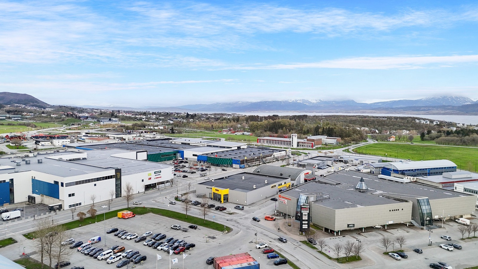 Kort vei til det aller meste - med City Nord i umiddelbar nærhet! Galleribilde