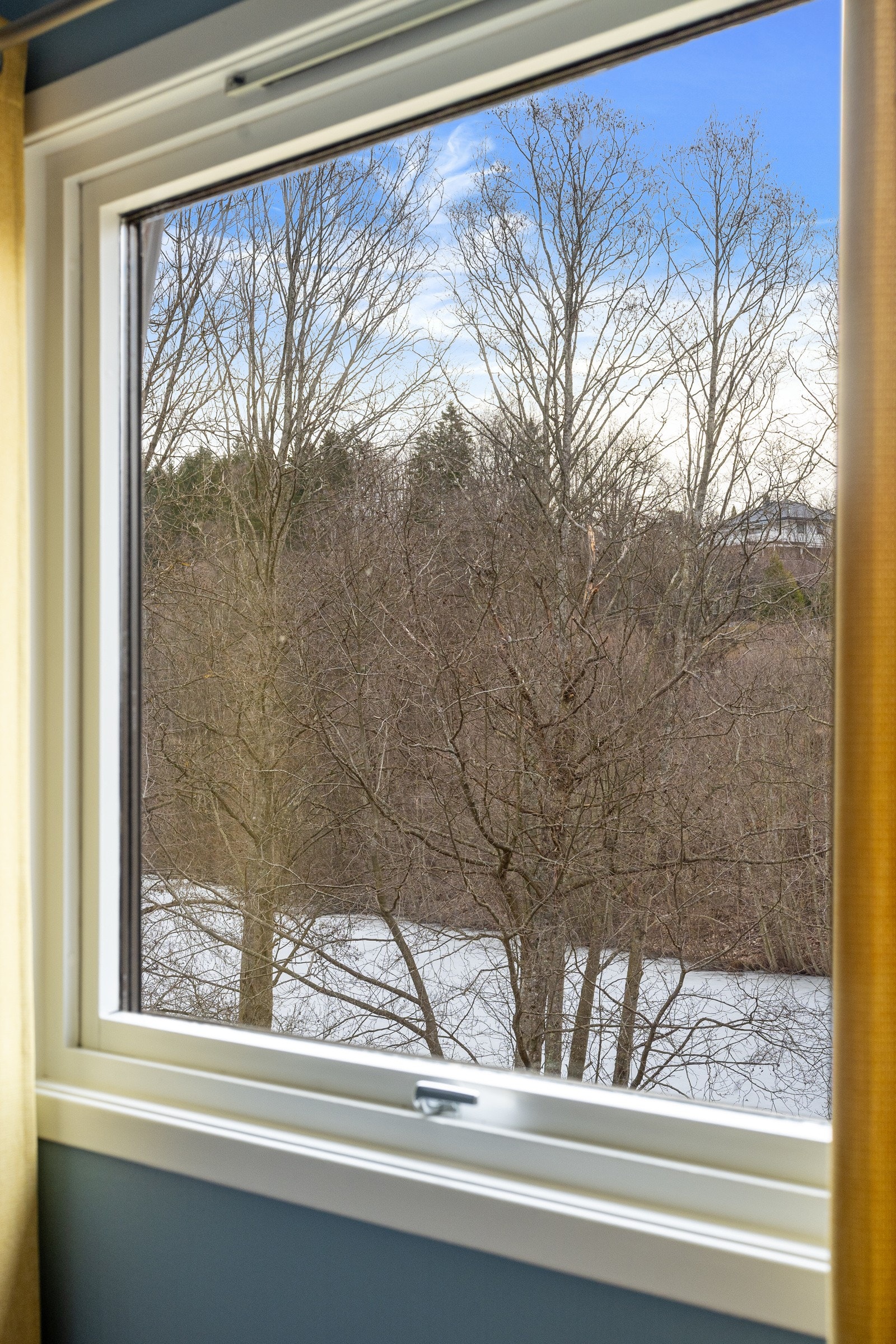 Landlig utsyn fra hovedsoverommet. Galleribilde