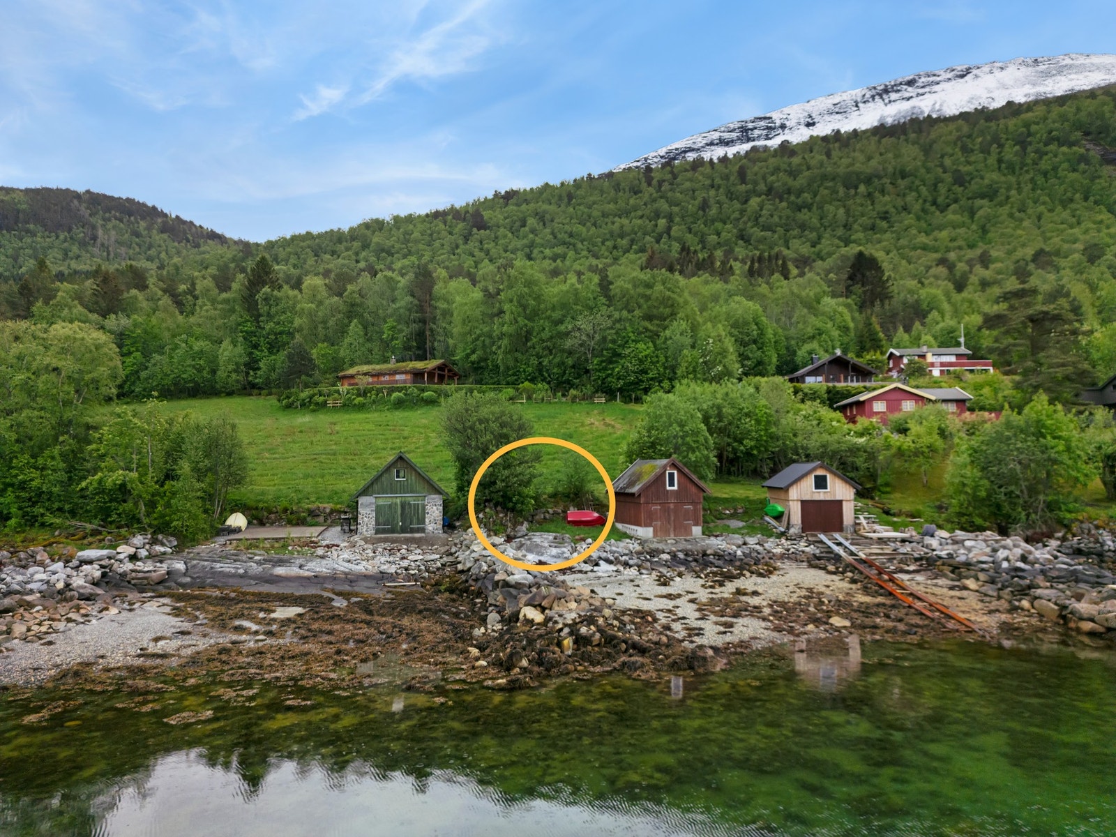 Markert er nausttomten som medfølger Galleribilde