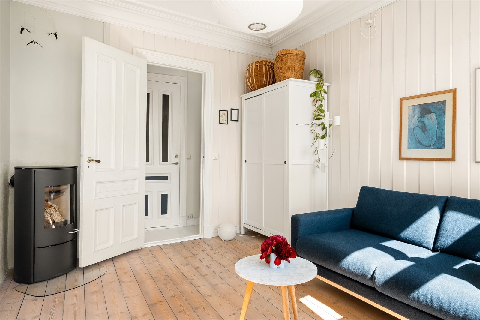 Legg også merke til herlig peis Galleribilde