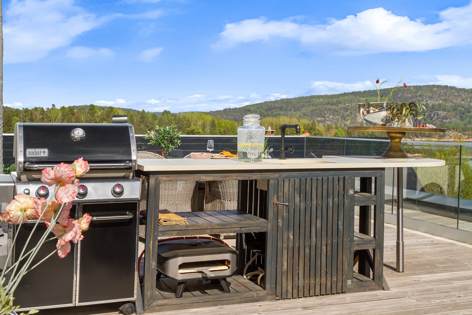ET praktisk utekjøkken på taket - Kun innredning medfølger Galleribilde