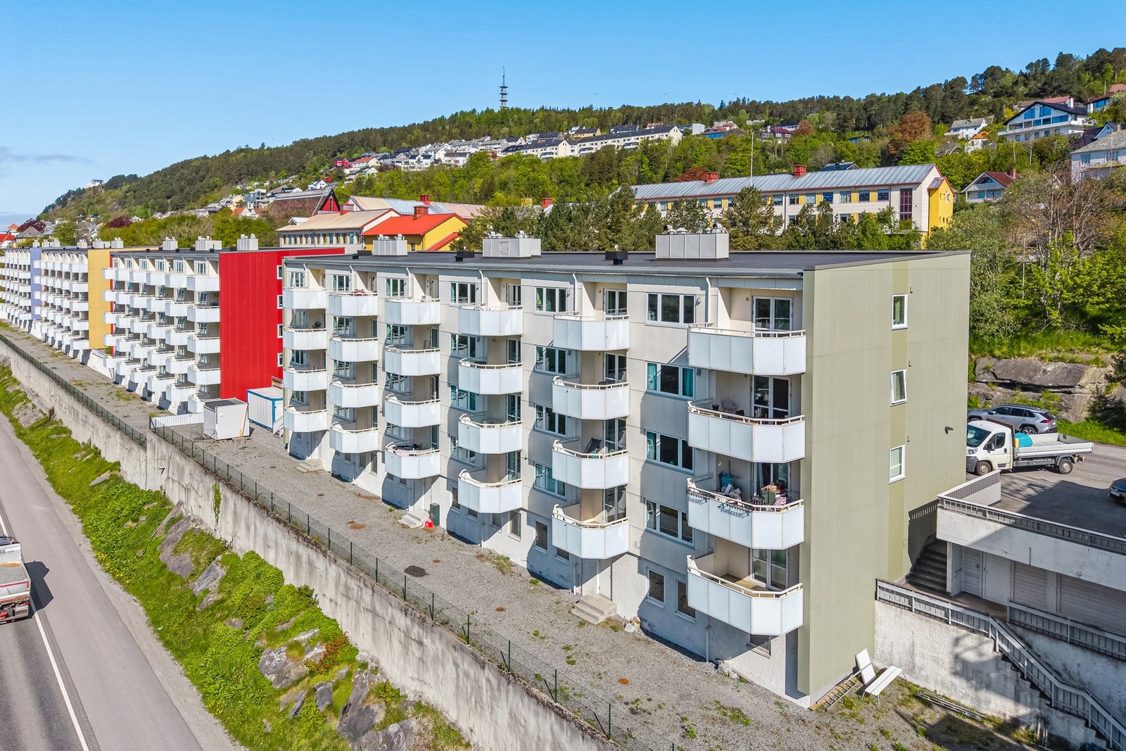 Fasade sett fra syd. Galleribilde