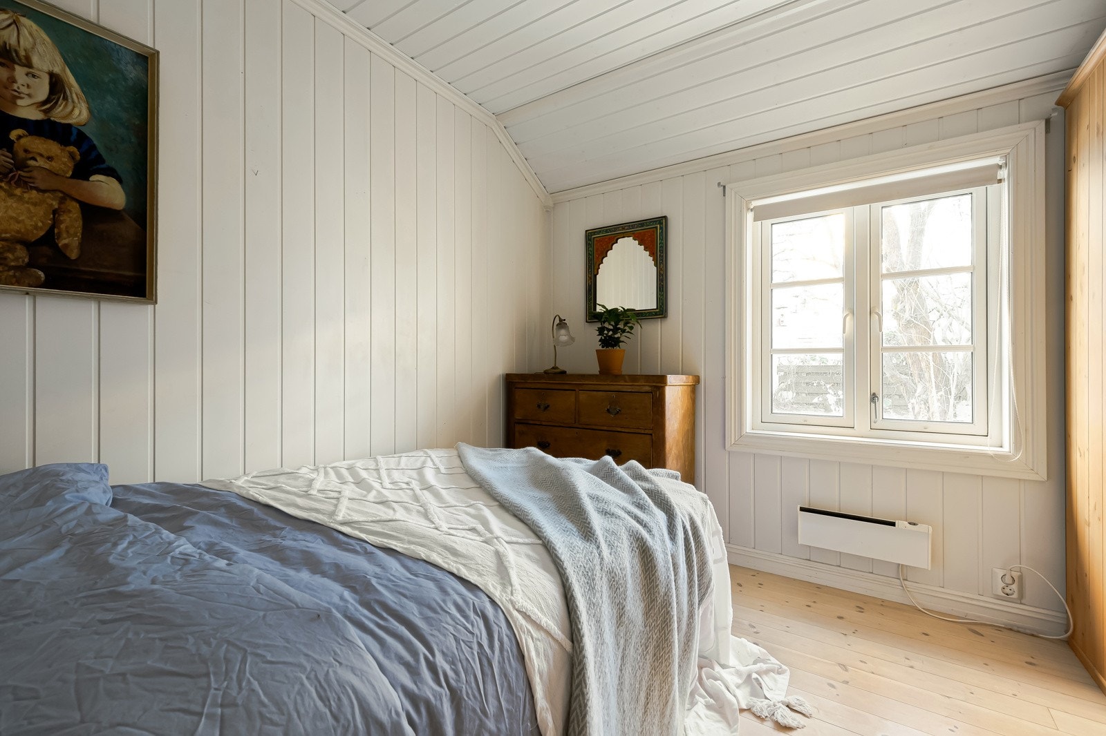 Soverom 2 er omtrent akkurat like fint, bare bitte litt mindre. Galleribilde