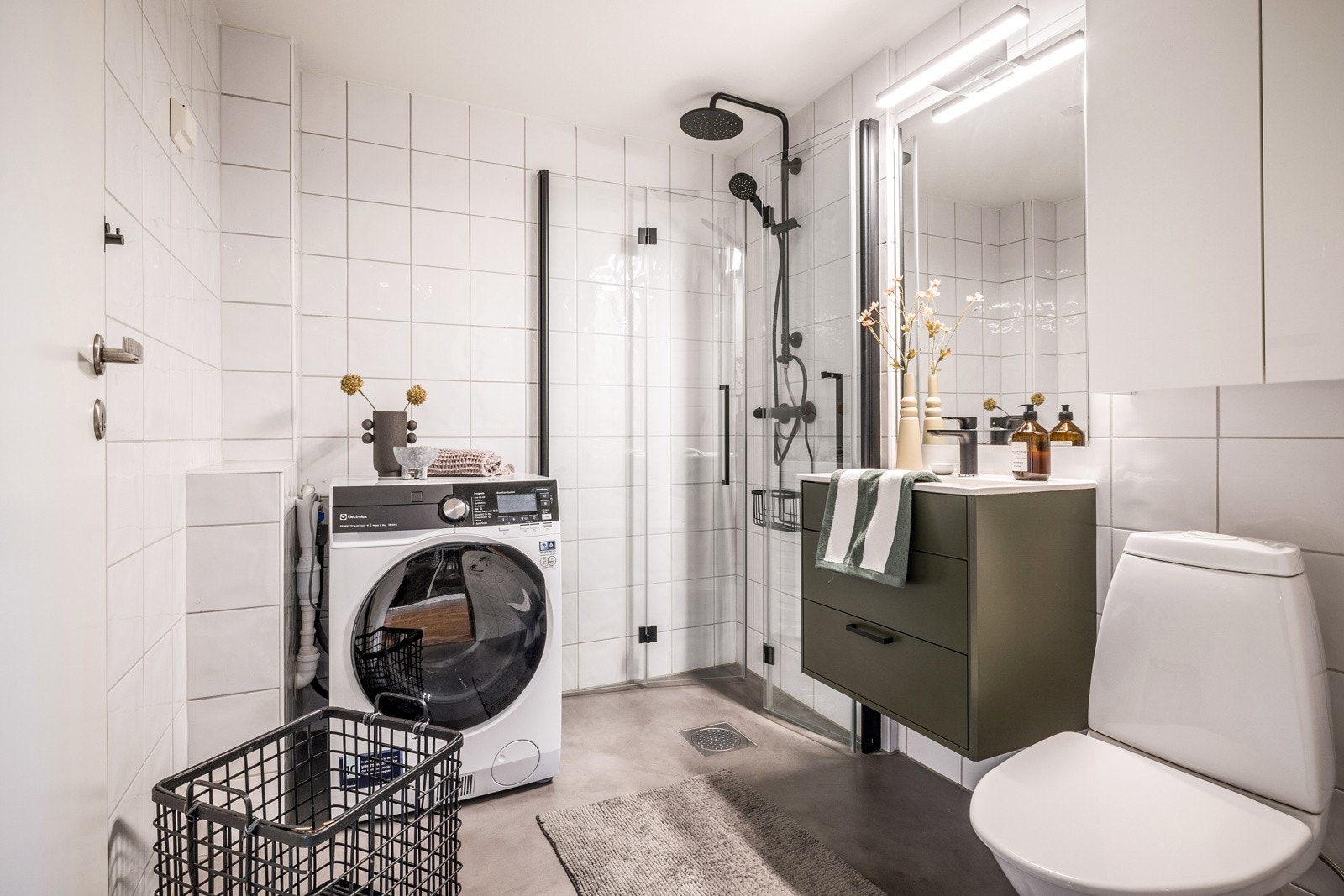 Pent bad med varmekabler i gulvet Galleribilde