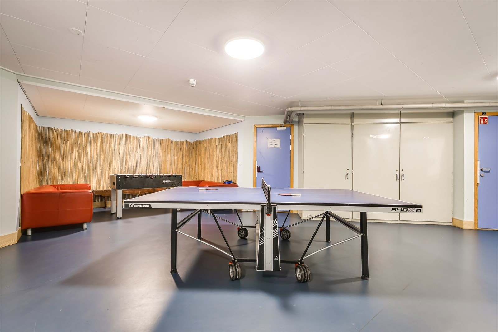 Oppholdsrom med bordtennis har du også tilgang til, for litt moro og aktivitet i hverdagen. Galleribilde