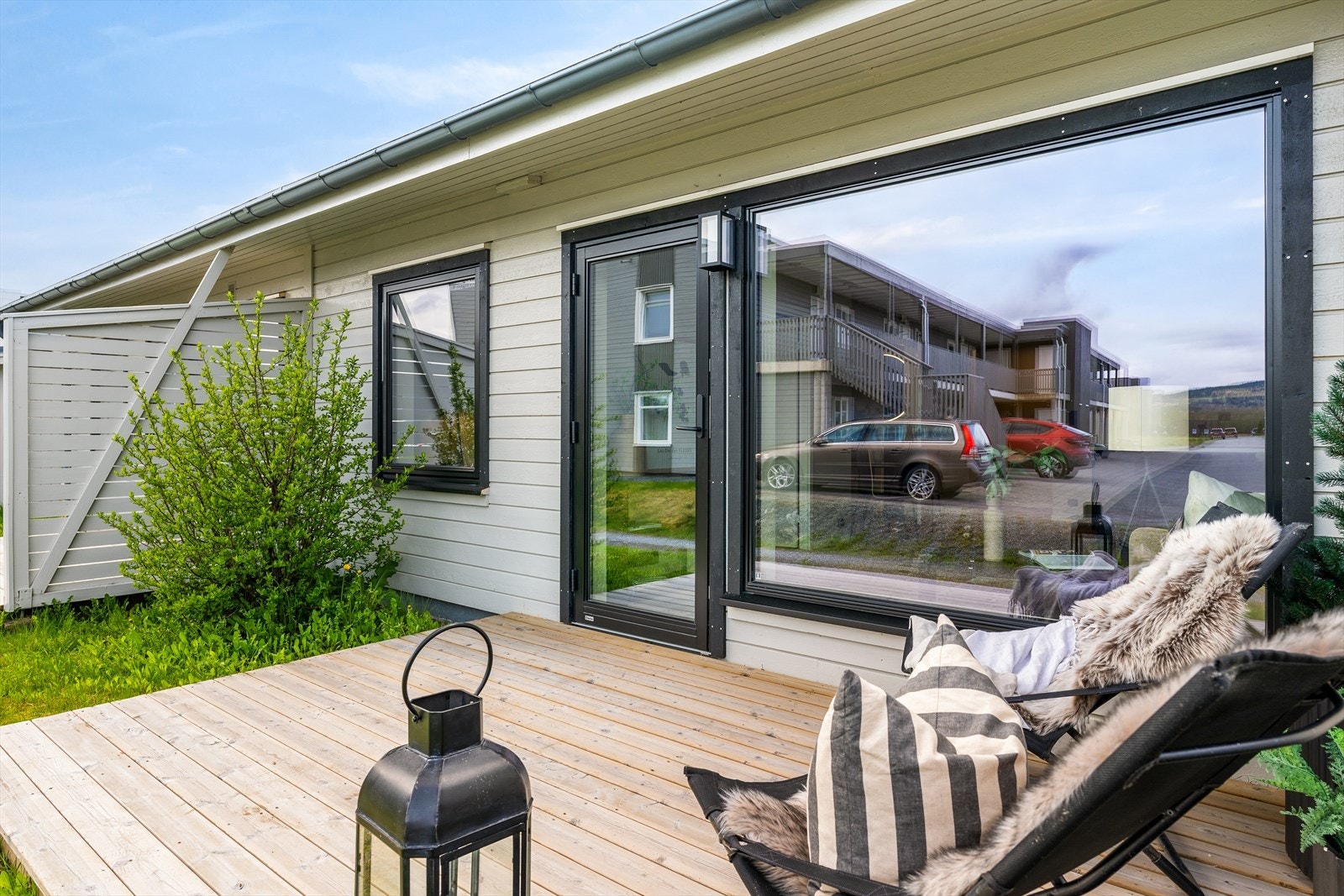 Levegg er montert mellom enhetene. Galleribilde