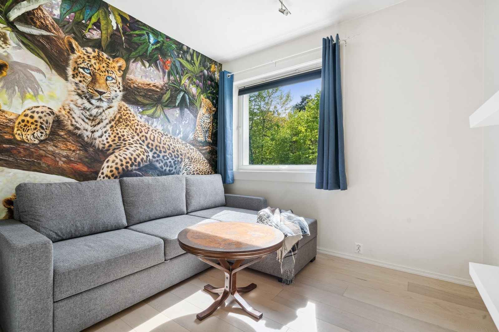 Soverom 2 passer utmerket til barnerom, gjesterom eller kontor Galleribilde