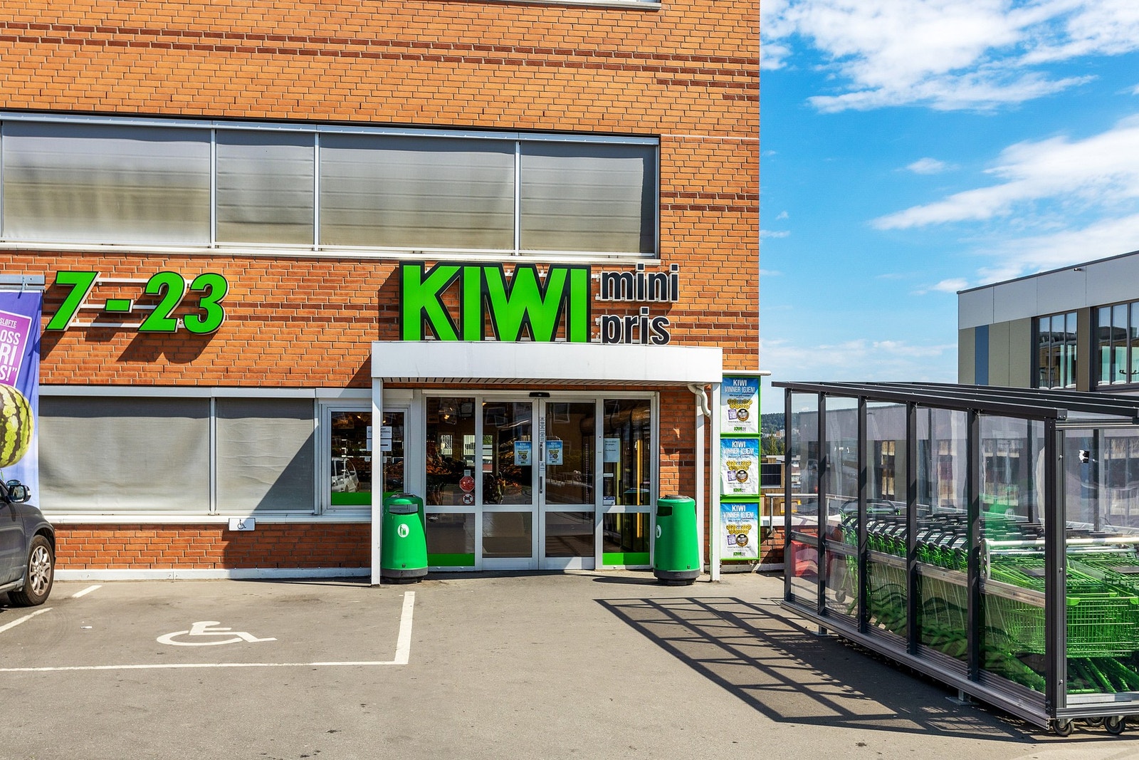 Kiwi Vollebekk ligger ca. 4 minutter gange unna blokken. Galleribilde