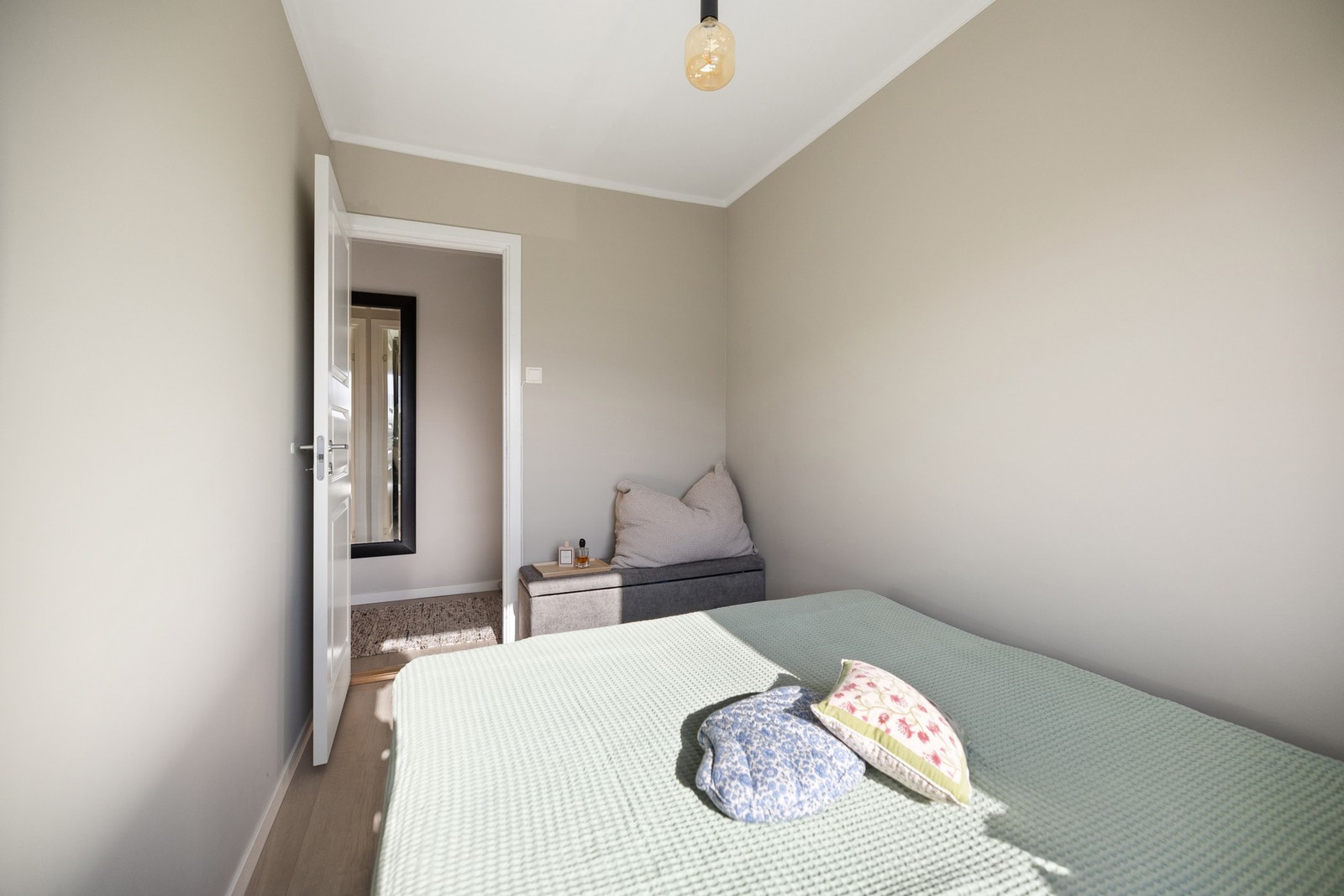 Det er god plass til å sette inn et garderobeskap. Galleribilde