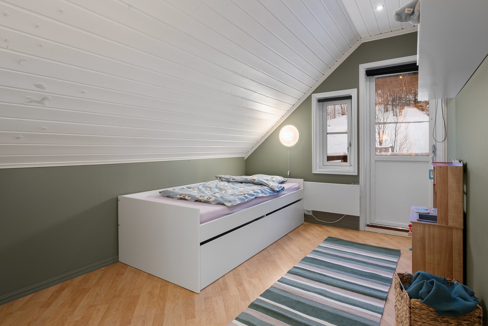 På loftet er det tre soverom. Galleribilde