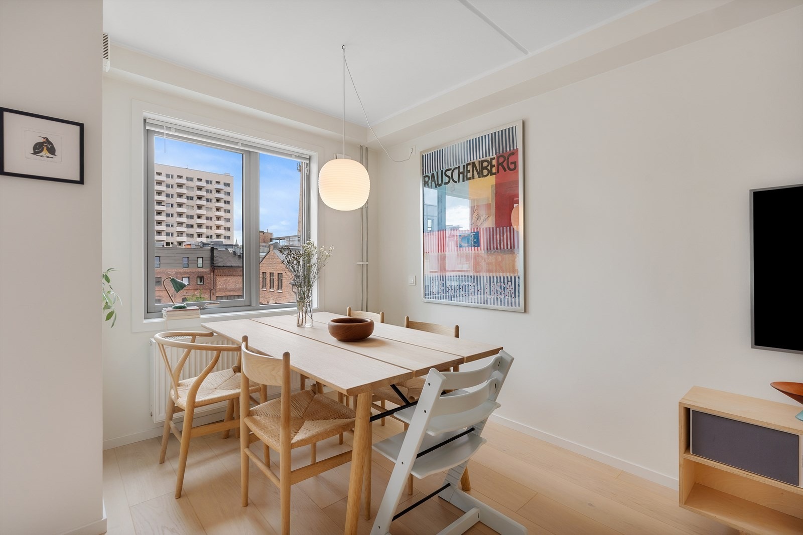 God plass til spisegruppe Galleribilde