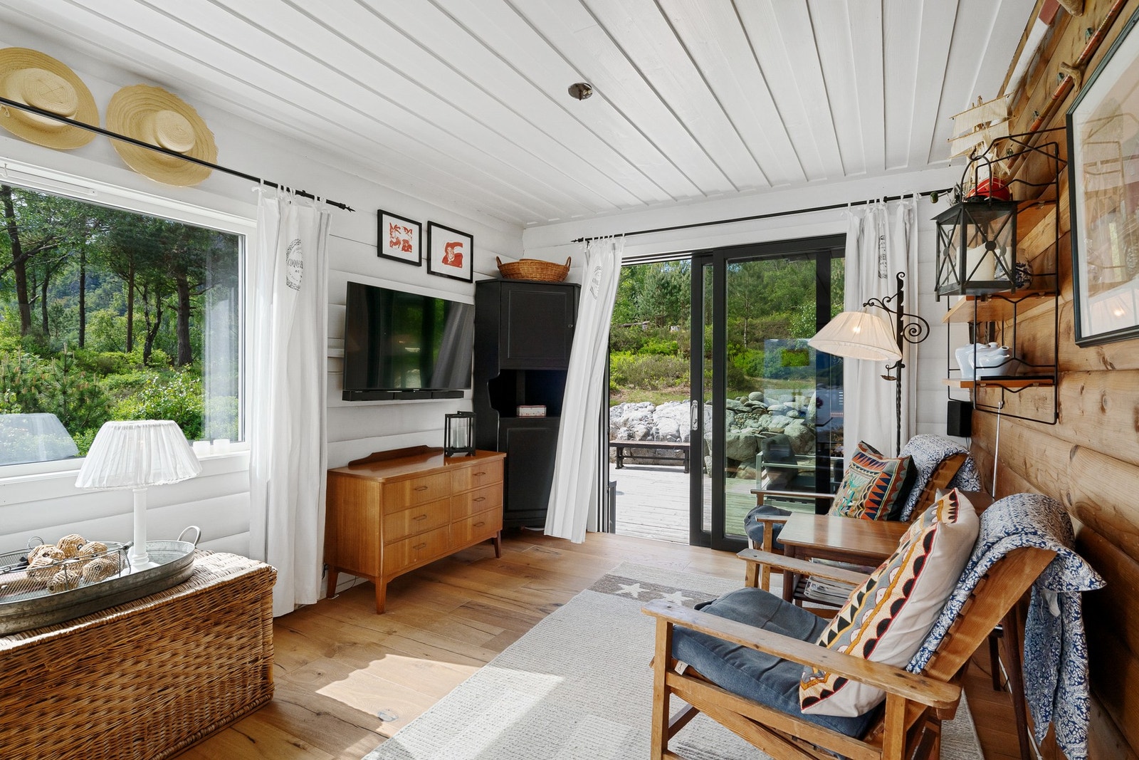 Fint å kunne åpne opp og gå direkte ut på plattingene Galleribilde