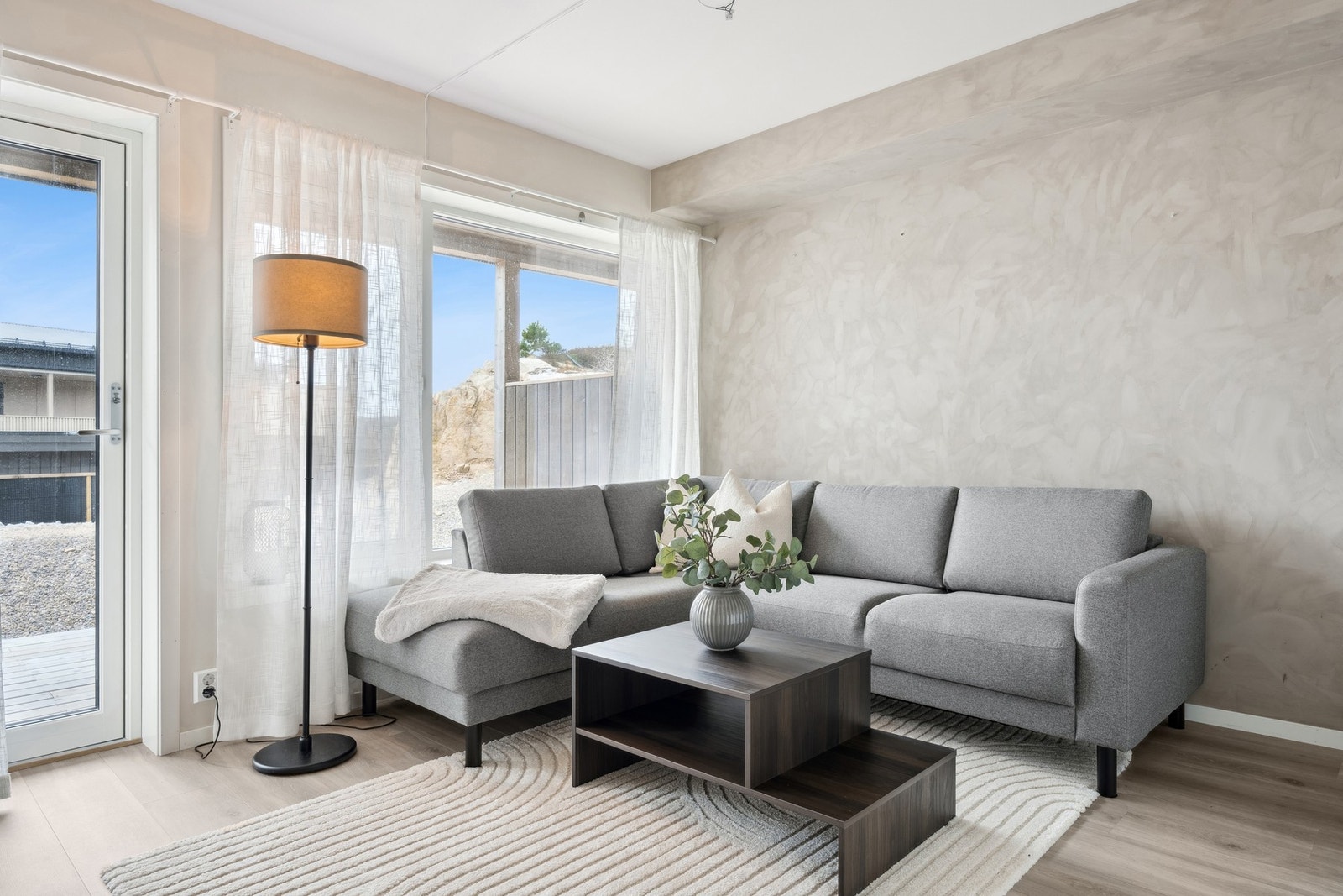 Pen 2-roms leilighet med sentral beliggenhet i Fillan Galleribilde